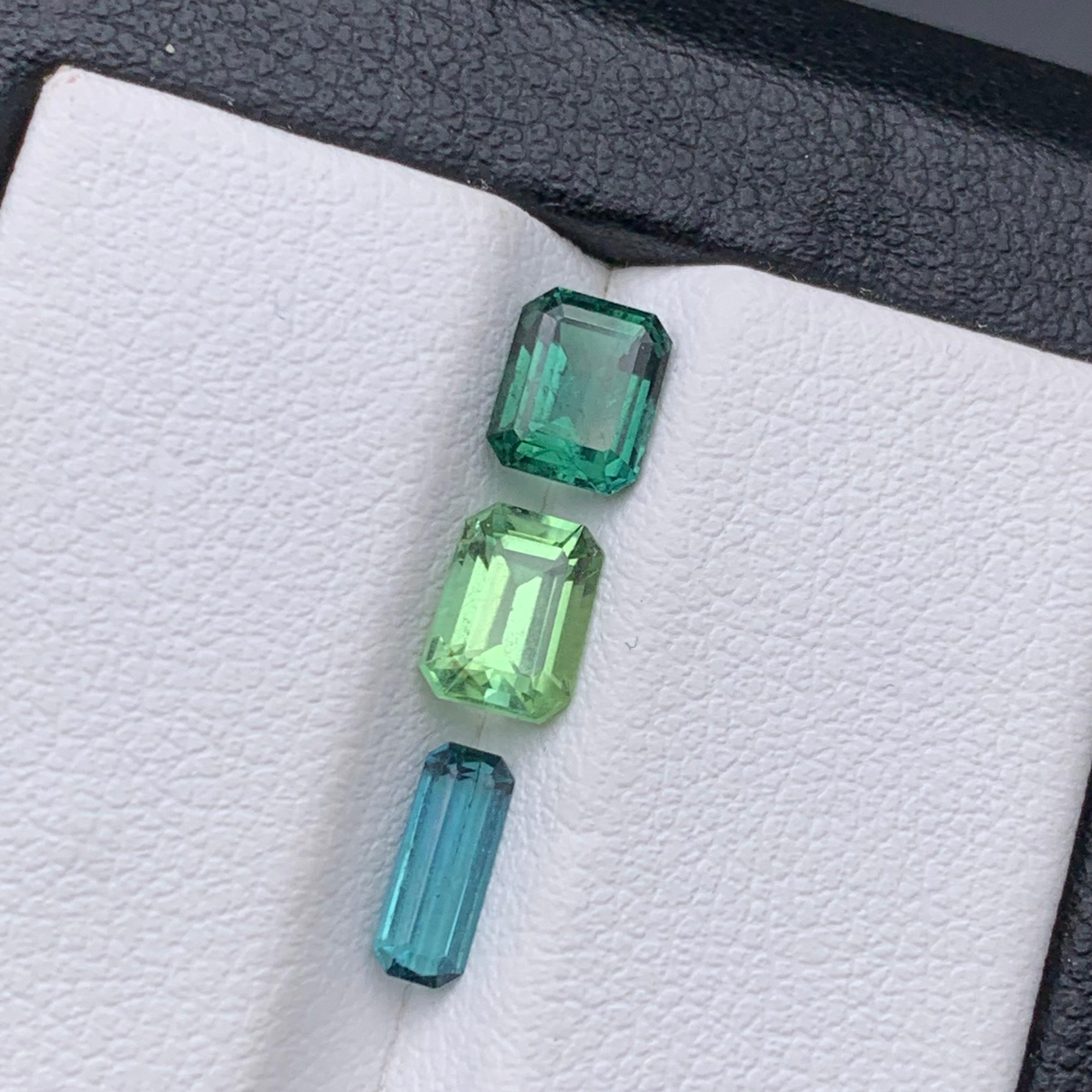 Tourmaline naturelle vert sarcelle, vert lime et bleu vibrant pierres en vrac 1.90 ct en vente 6