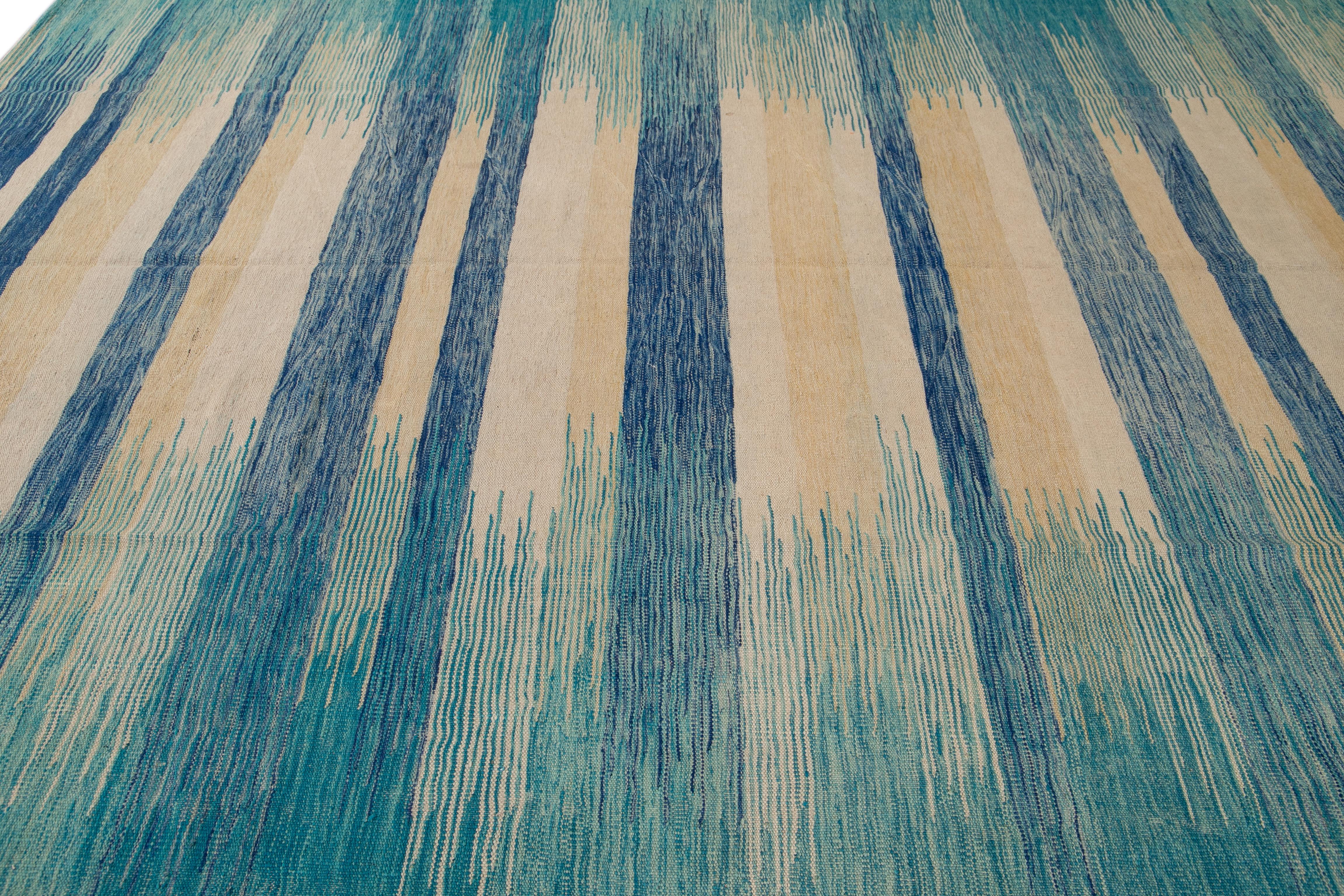 Teal Modern Expressionist Flat-Weave Handmade Wool Rug For Sale 2