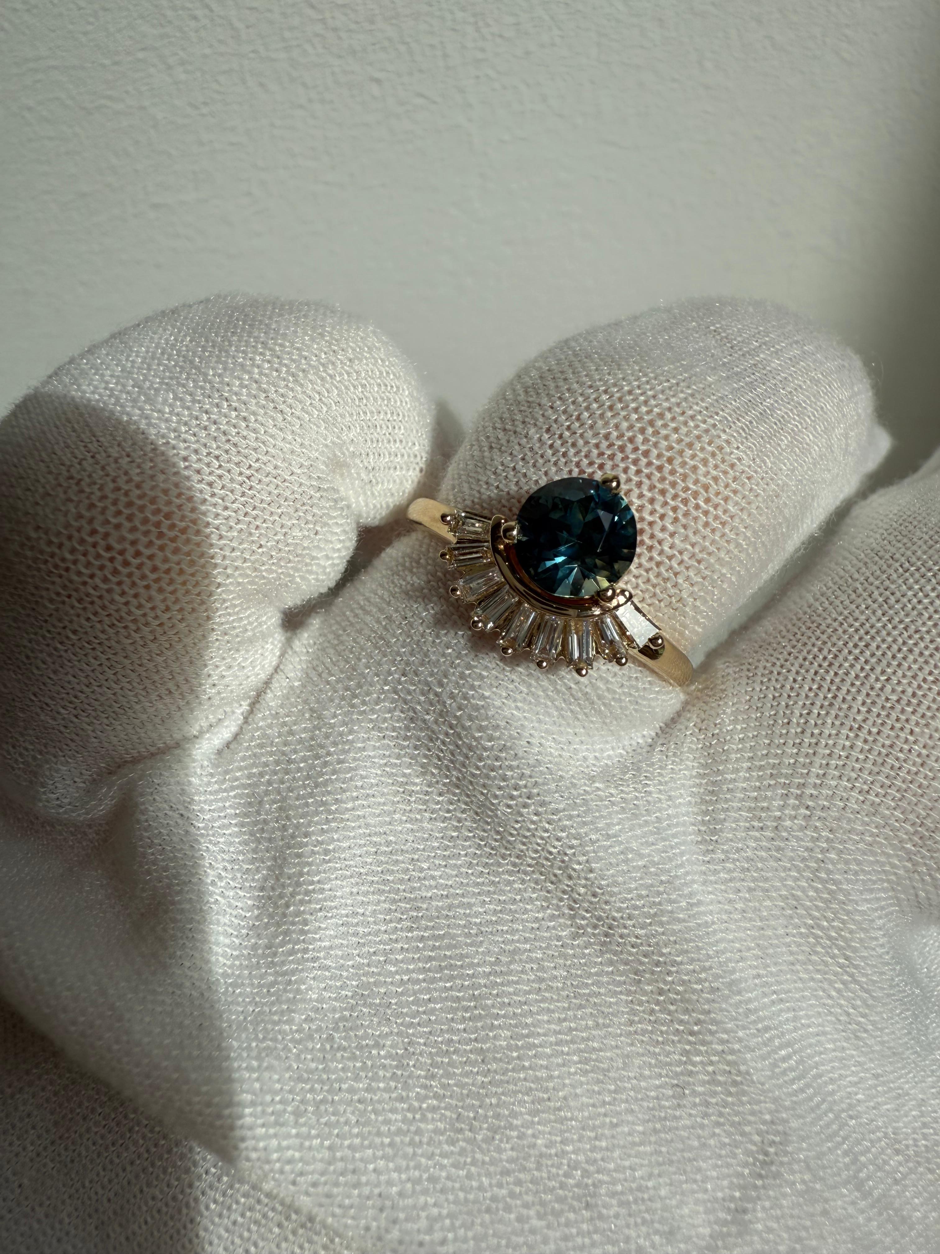 Women's or Men's Teal Sapphire and Baguette Diamond Ring Engagement Ring. For Sale