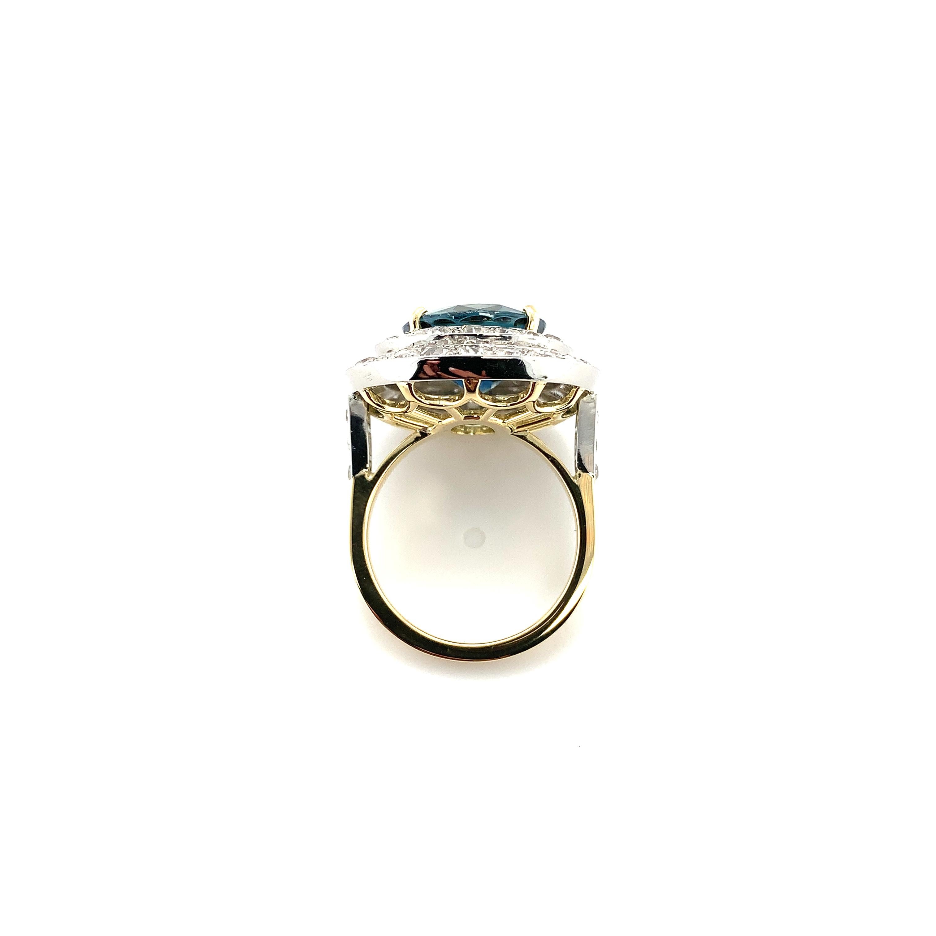 Teal sapphire and diamonds Art Deco cocktail ring 18k yellow gold For Sale 1