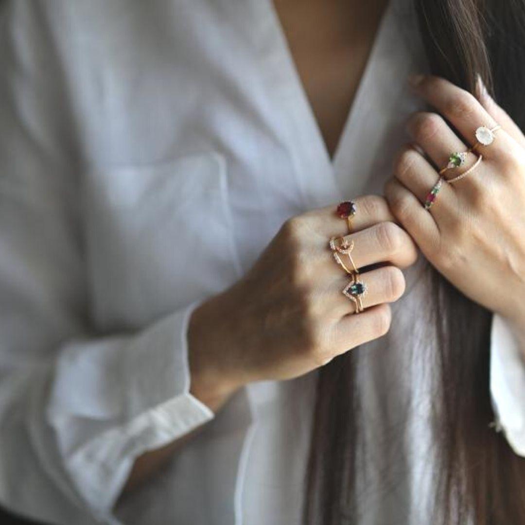 teal sapphire engagement ring