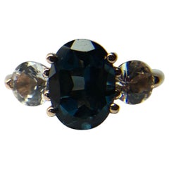 Teal sapphire three stone ring 18KT gold