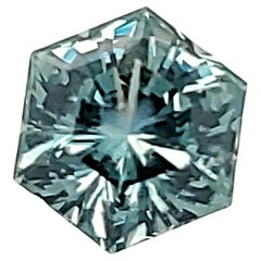 Saphir facetté américain hexagonal bleu sarcelle du Montana de 2,39 carats