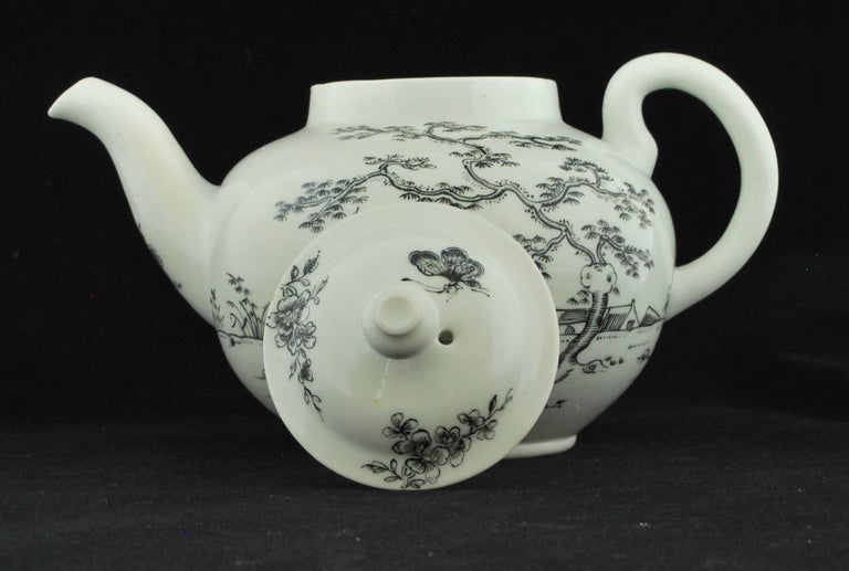 Teapot, Boy on a Buffalo Pattern, Worcester, circa 1755 For Sale at 1stdibs