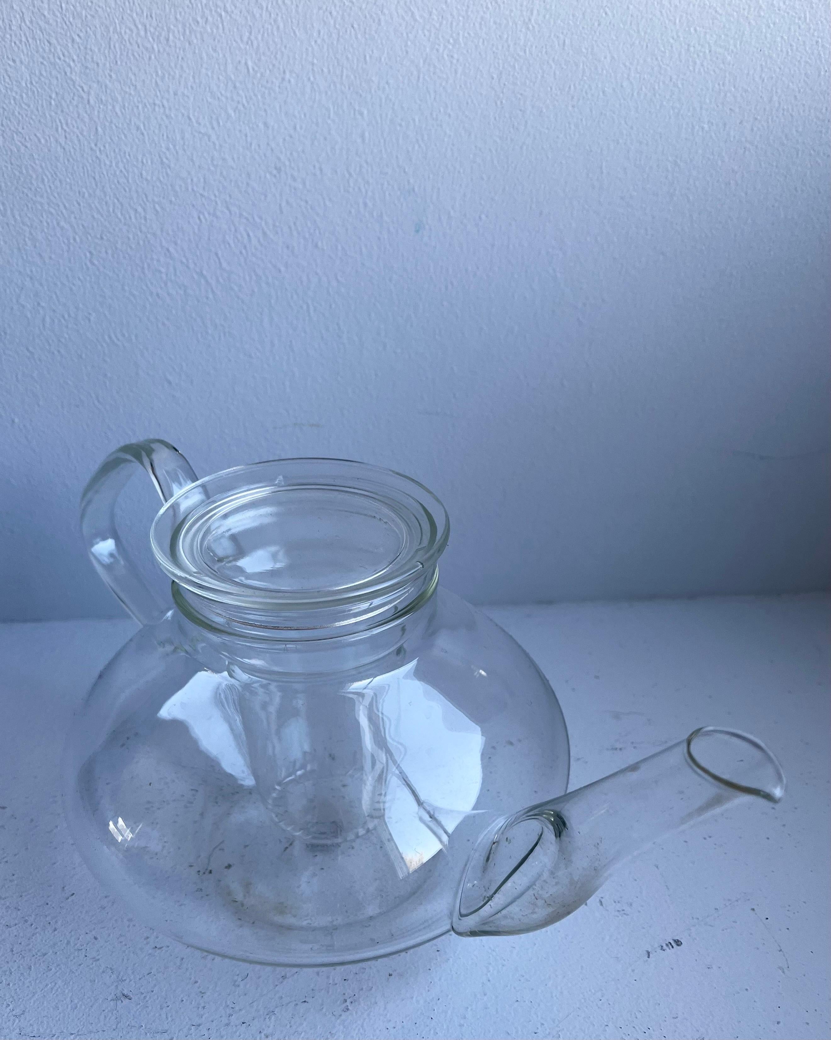 Tetera y tapa con infusor, Colección Verran de Schott Zwiesel siglo XX en venta