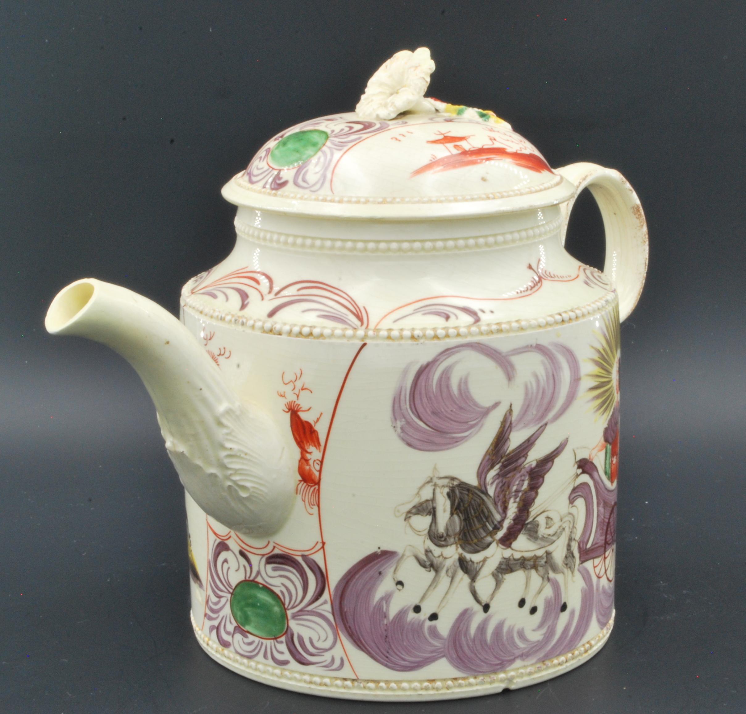 Teekanne, Aurora, Göttin der Morgendämmerung, Greatbtach, um 1765 (Neoklassisch) im Angebot