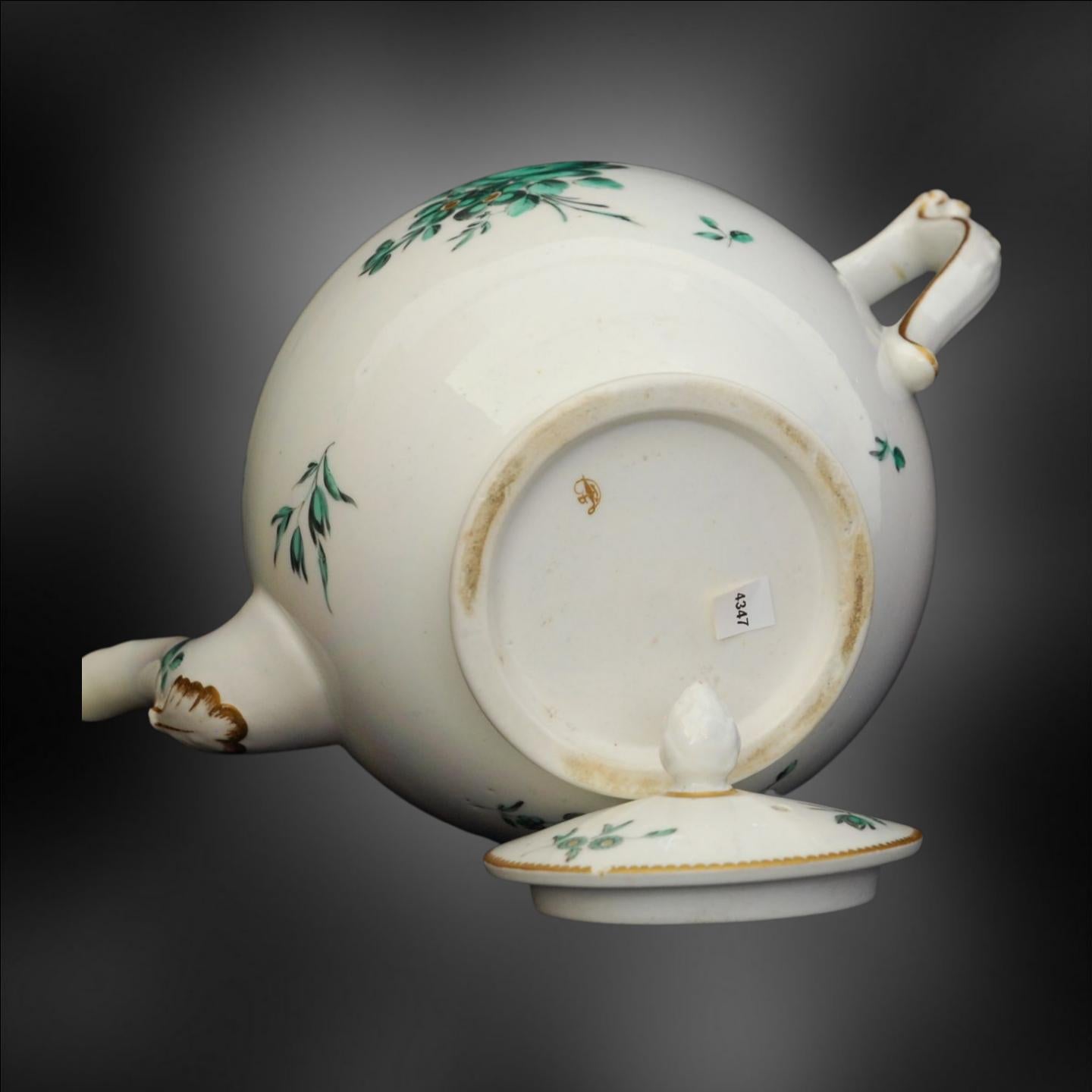 18th Century Teapot, Derby Porcelain Works, circa 1775 For Sale