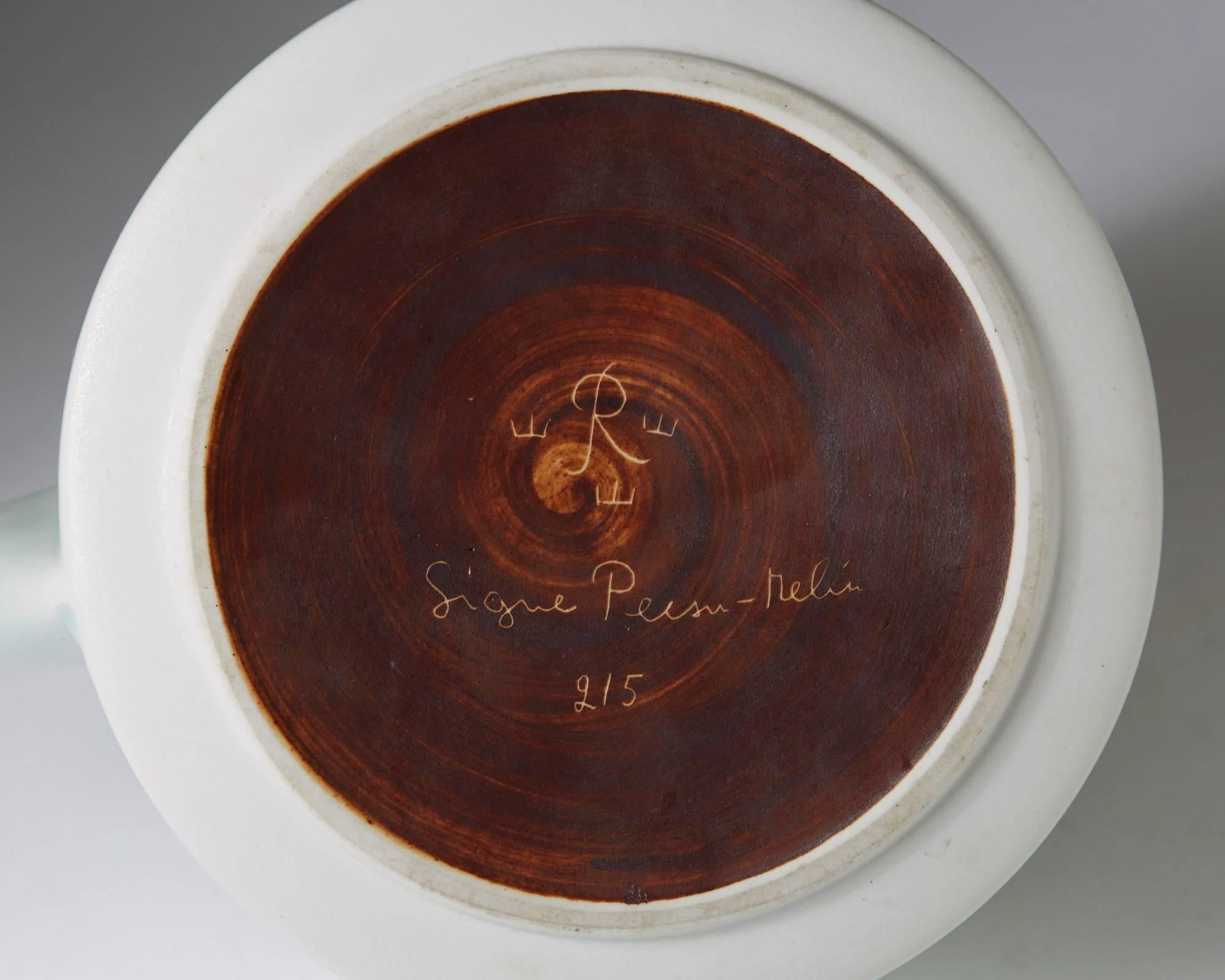 Théière Conçu par Signe Persson Melin pour Rörstrand:: Suède:: 1980 1
