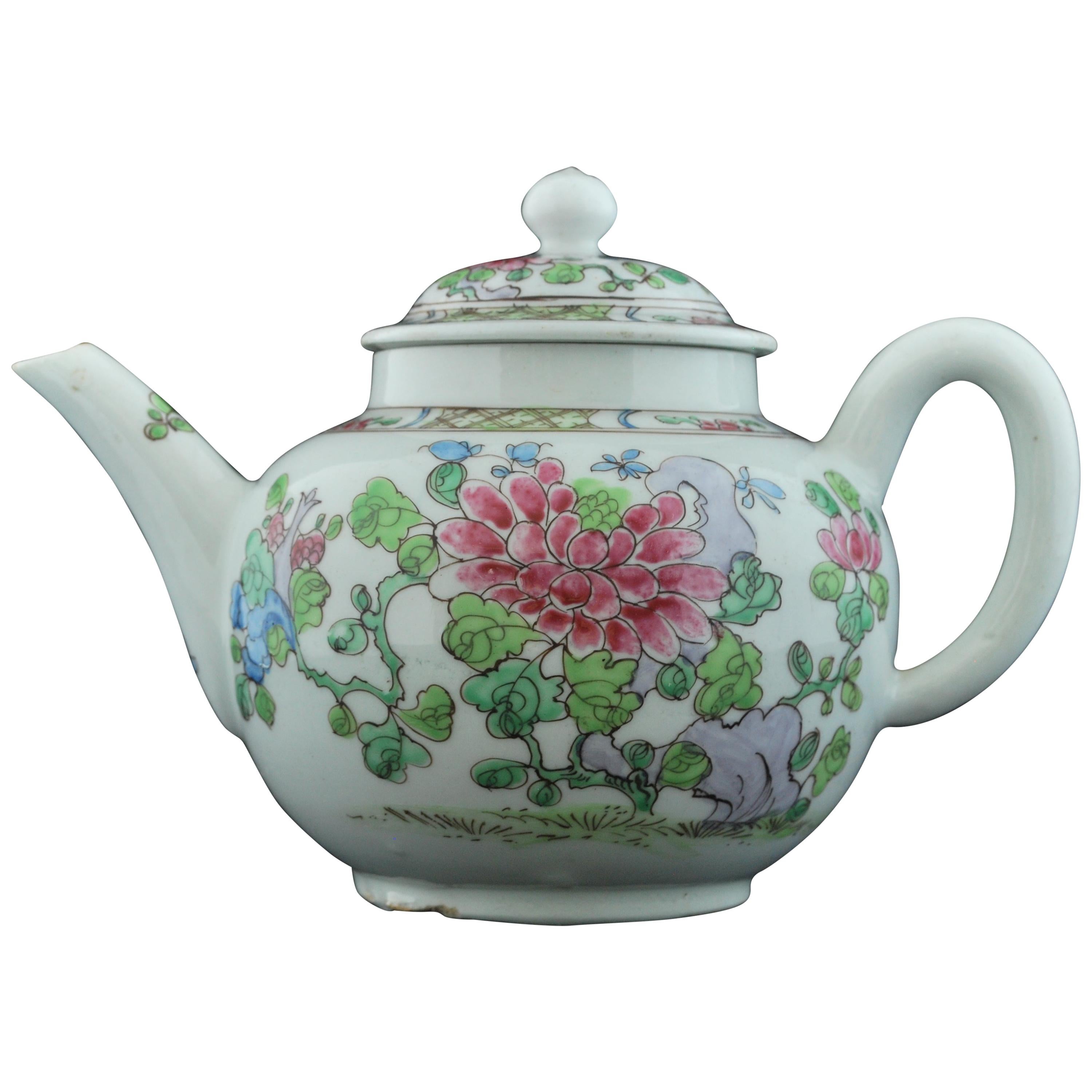 Teapot in the Famille Rose Style, Bow Porcelain Factory, circa 1752 For Sale