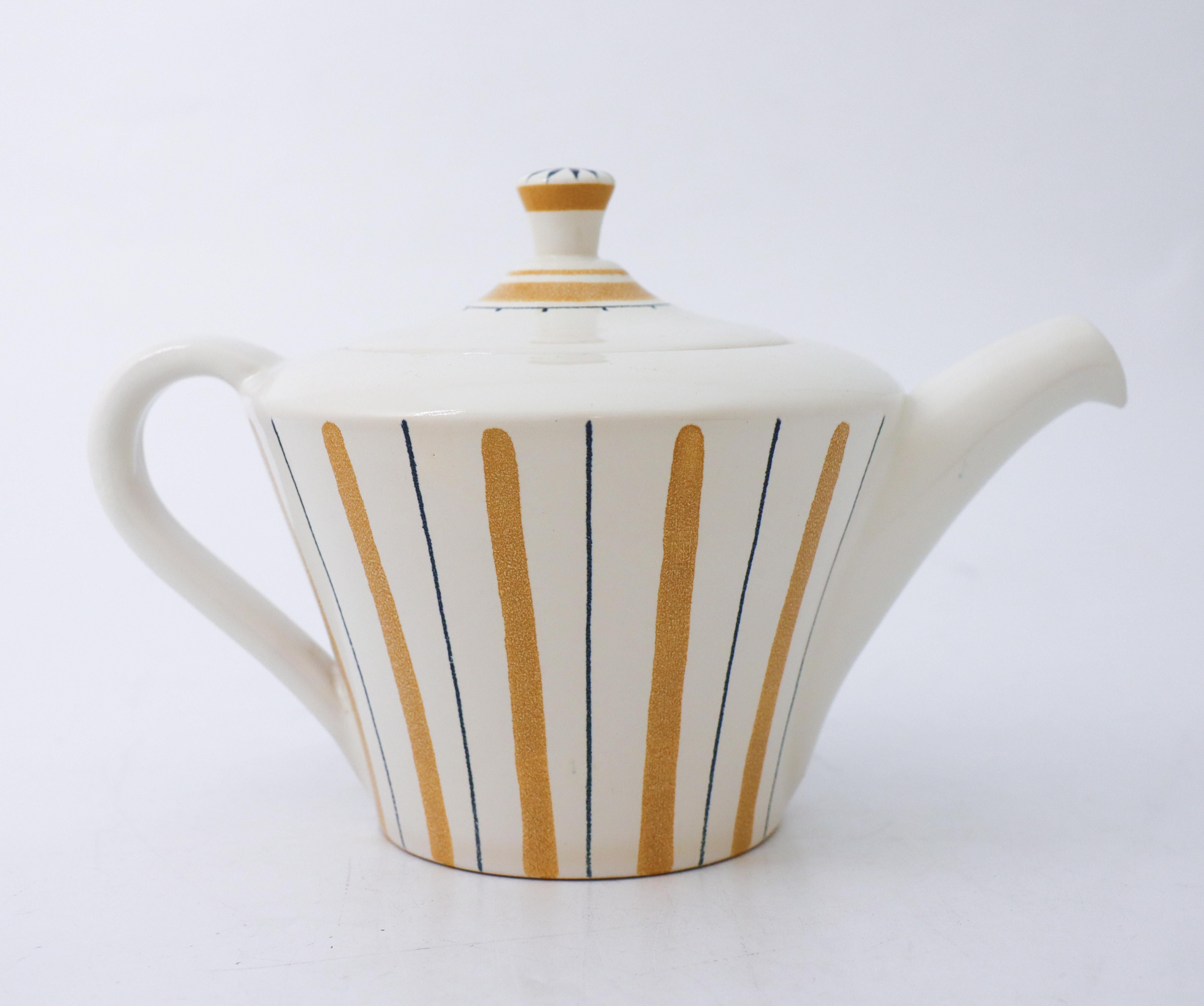 Teekanne, „Lilja“ „Lilly“, Bo Fajans, Schweden, 1940er Jahre, Mid-Century Modern Vintage (Glasiert) im Angebot