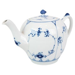 Teapot Made In Kgl. Mussel Painted Fluted By Royal Copenhagen From 1930s