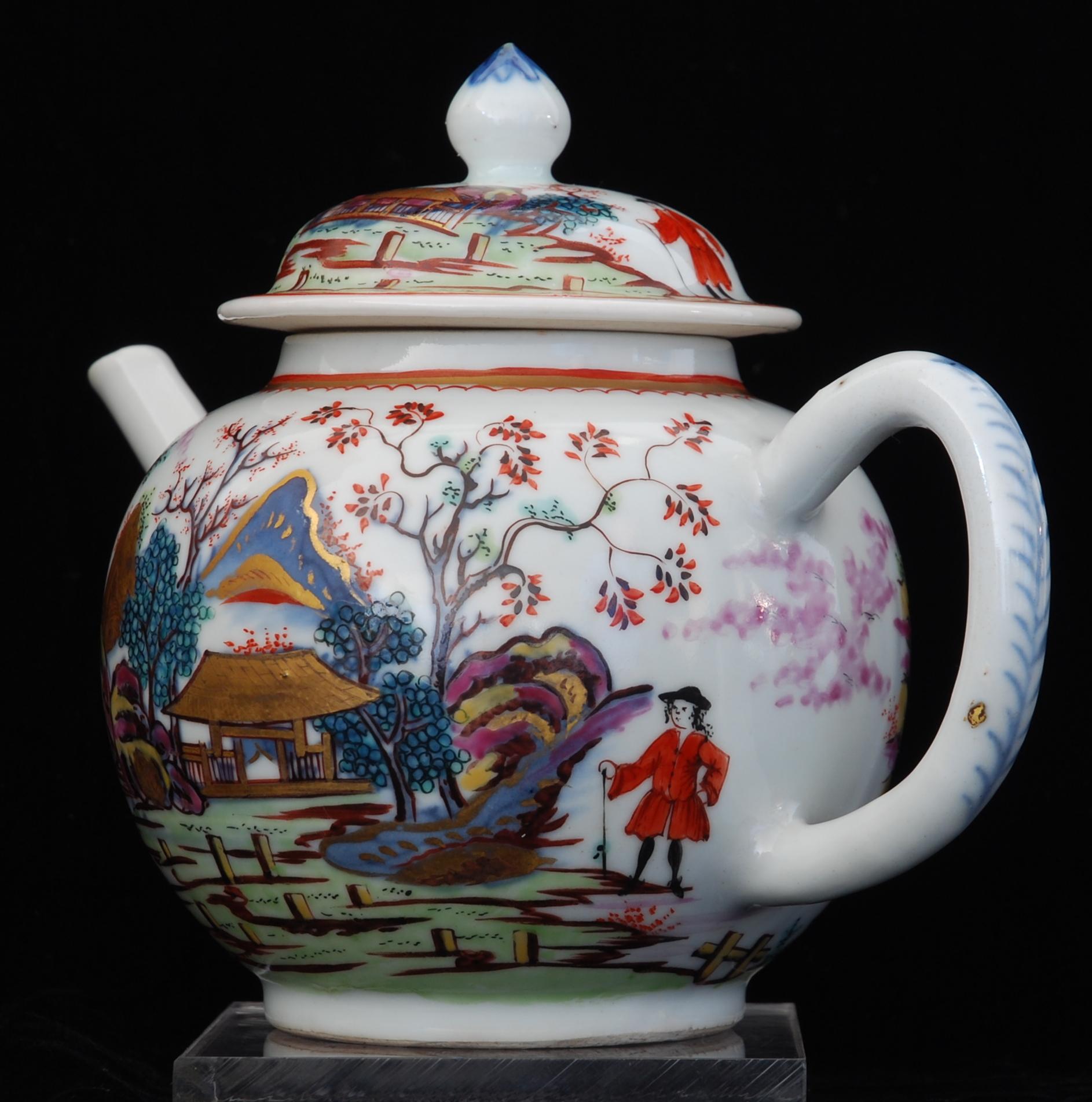 Teapot, Red Coat Pattern, China, circa 1740, Decorated in London by Giles For Sale 2