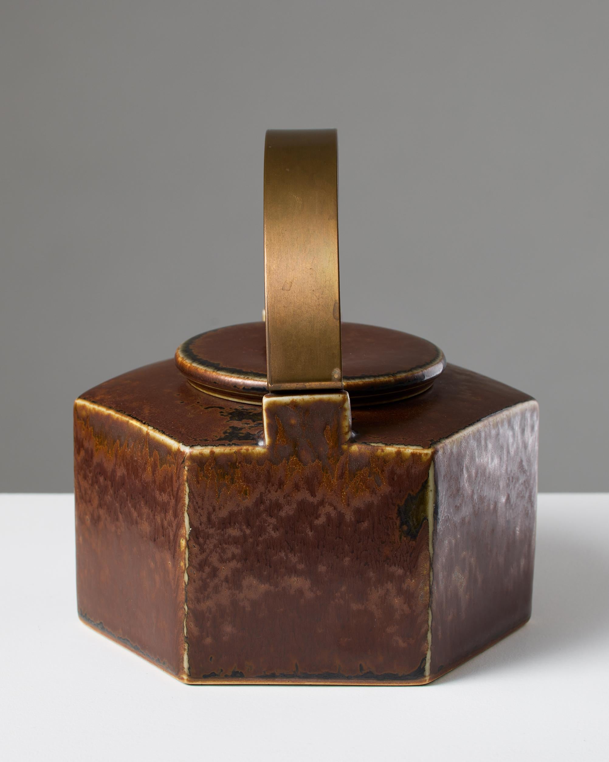 Teapot, “Six-sided”, designed by Signe Persson-Melin, Rörstrand, Sweden 1950s 1