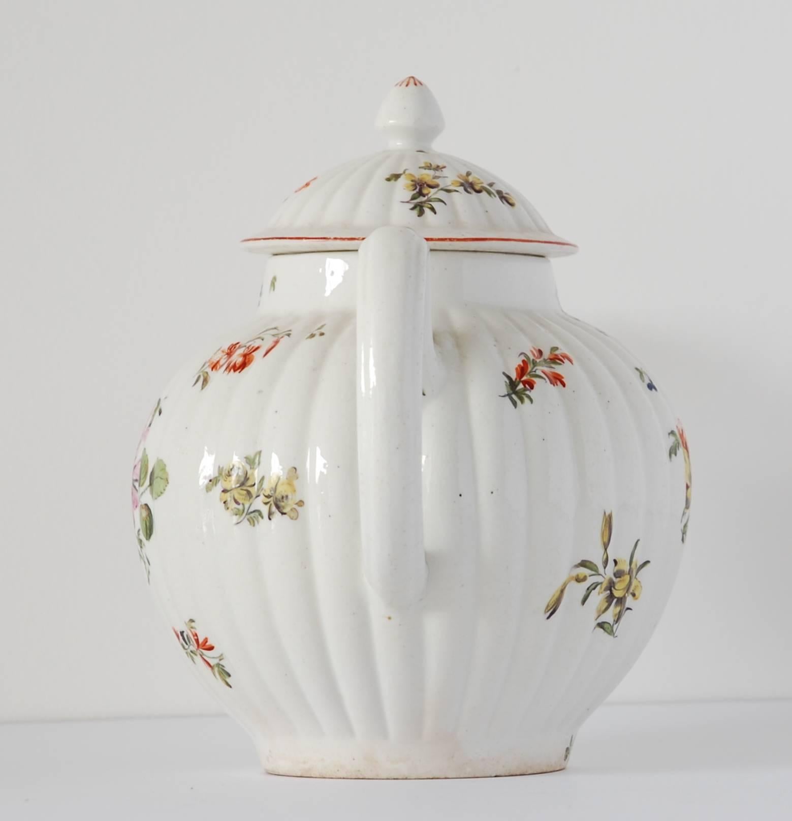 Neoclassical Teapot, Derby Porcelain Works, circa 1776