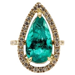Tear Drop Emerald & Diamond Halo Ring in 14k Yellow Gold - GIA 2231506134