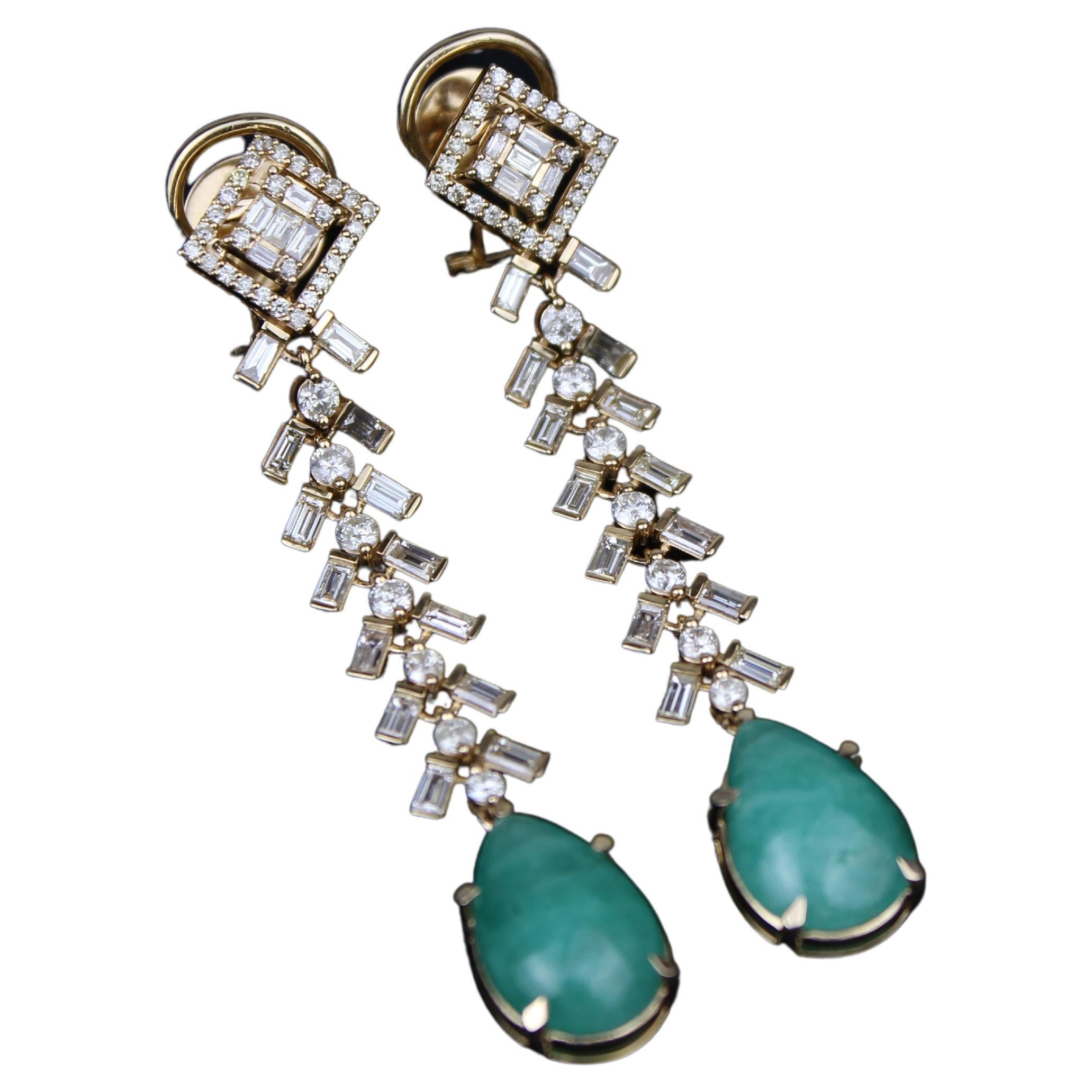 Tear Drop Emerald Gemstone and Diamond Earrings in 18k Solid Gold For Sale