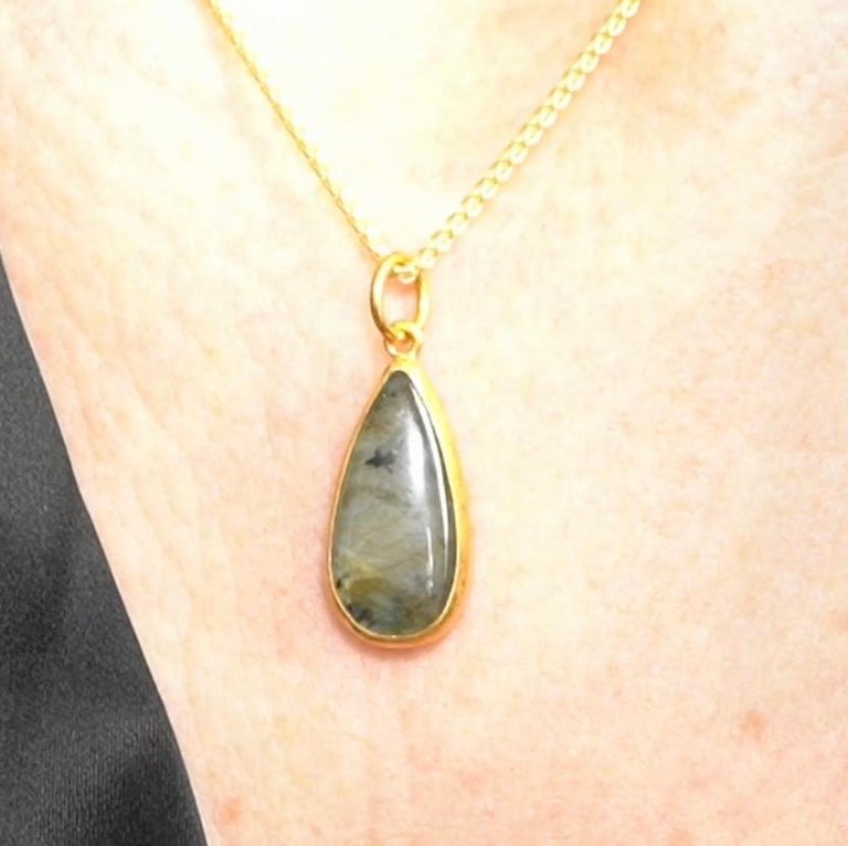 •AEON• labradorite spear tear + gold necklace (16