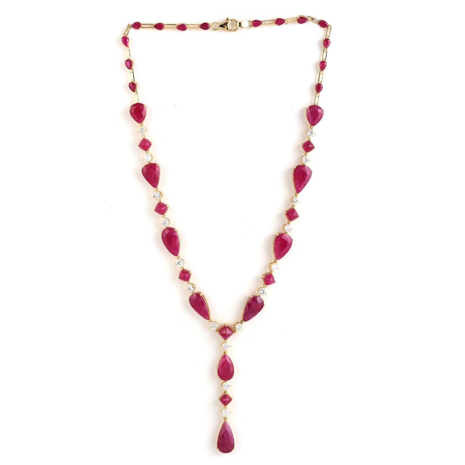Mixed Cut Tear Drop Mosambic Ruby Link Necklace With Diamonds Made In 18k Yellow Gold For Sale