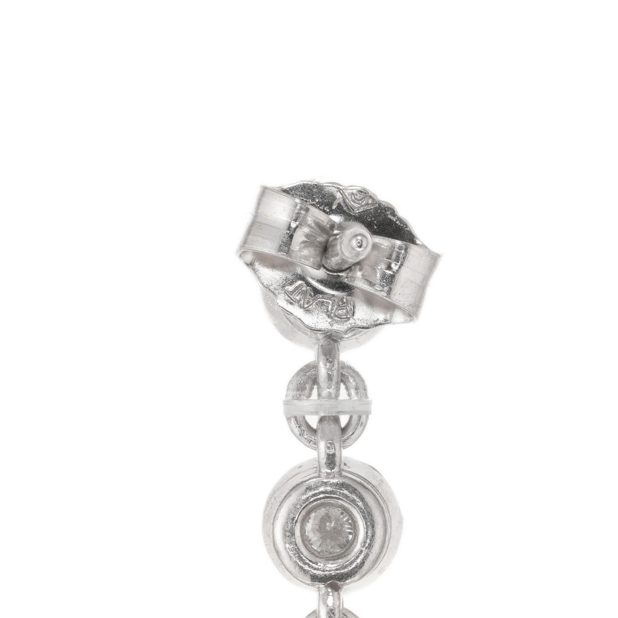 Boucles d'oreilles pendantes en forme de larmes avec perles de culture des mers du Sud et diamants en platine Bon état - En vente à Stamford, CT