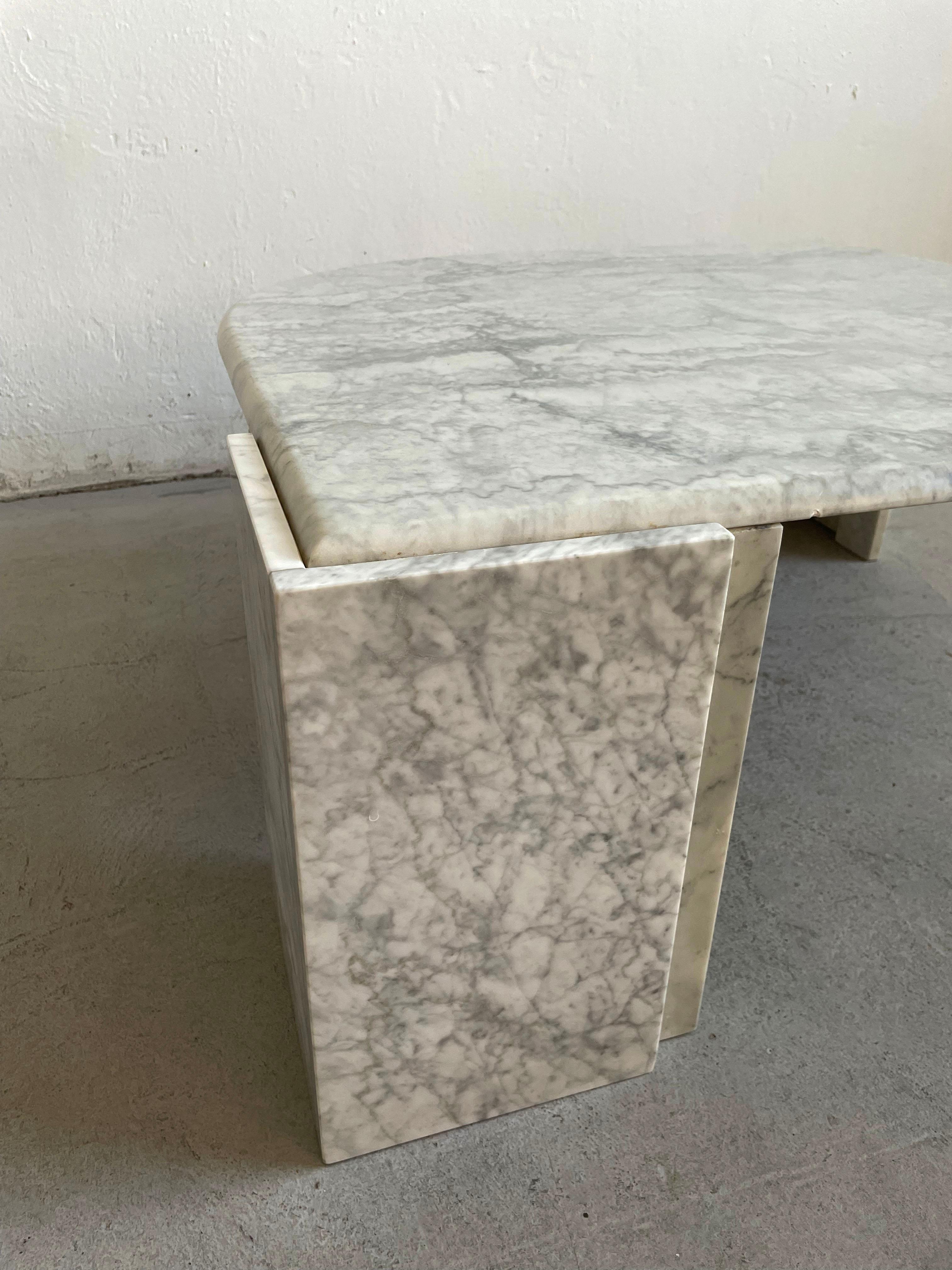 Late 20th Century Teardrop Cat's Eye Marble Coffee Table in Style of Roche Bobois For Sale