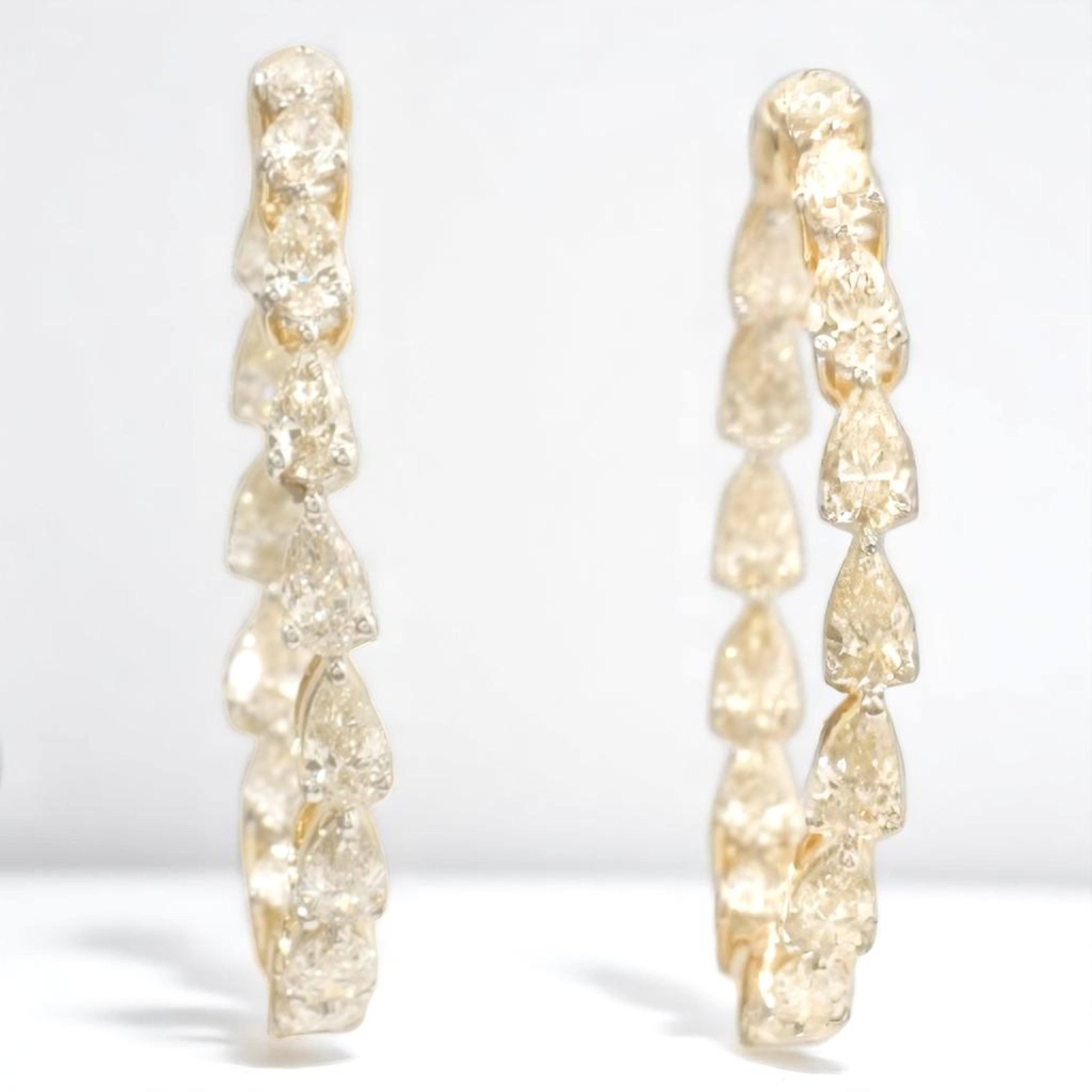 Orecchini a cerchio con diamanti a goccia in oro massiccio 14K (certificati) in vendita 2