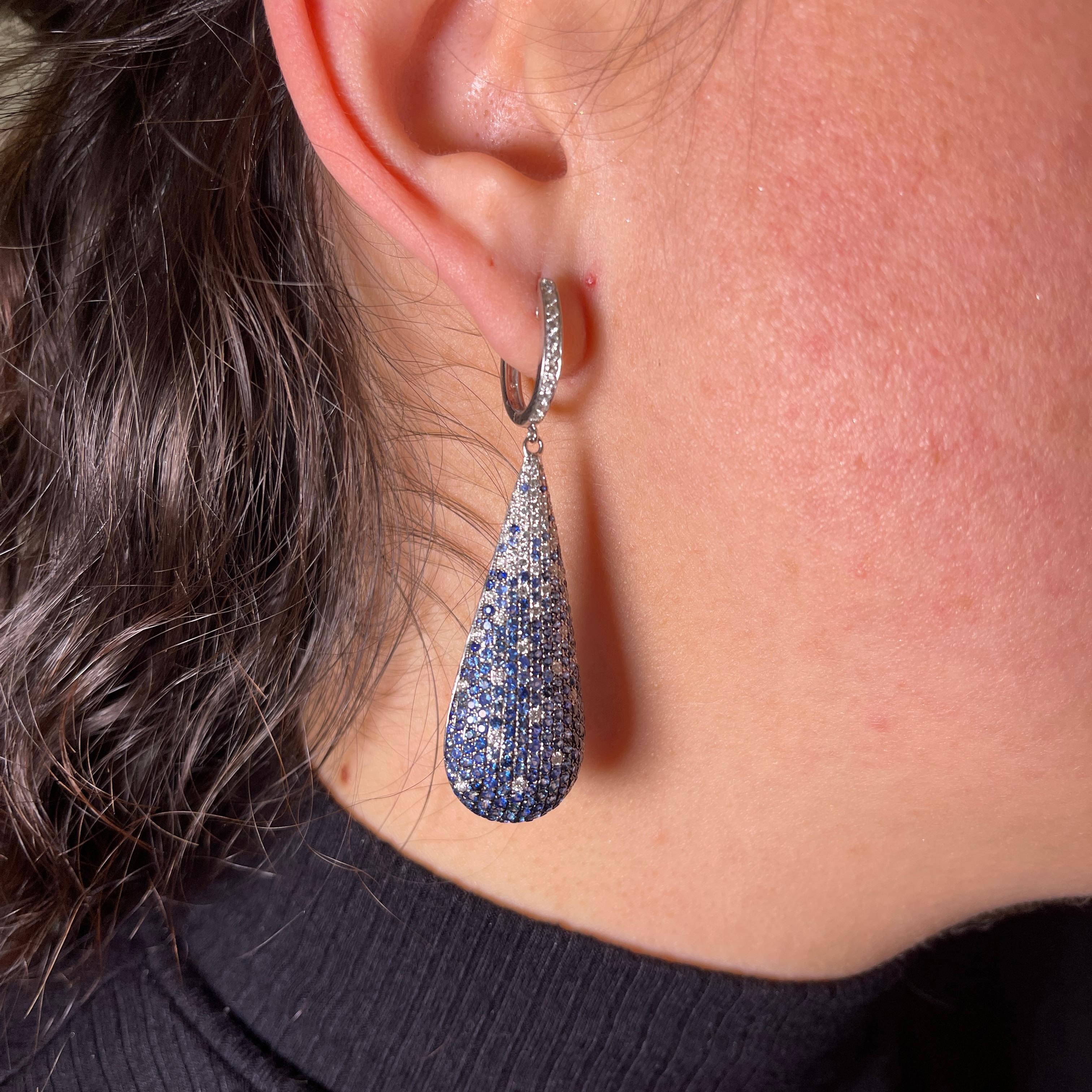 Teardrop Earrings in White Gold with Blue Sapphires and Diamonds For Sale 2