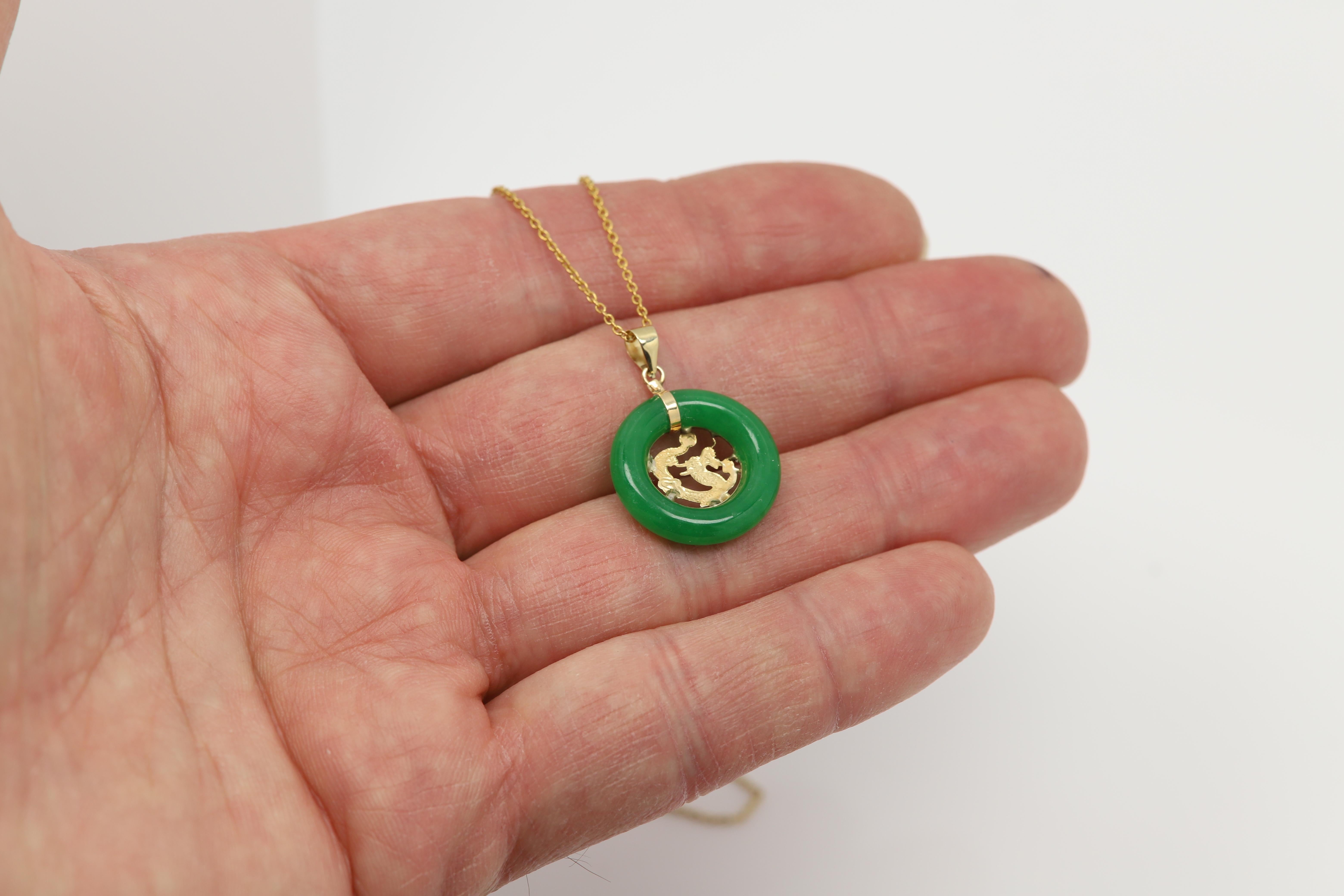 Round Cut Teardrop Jade Pendant 14 Karat Yellow Gold Green Jade Jewelry For Sale