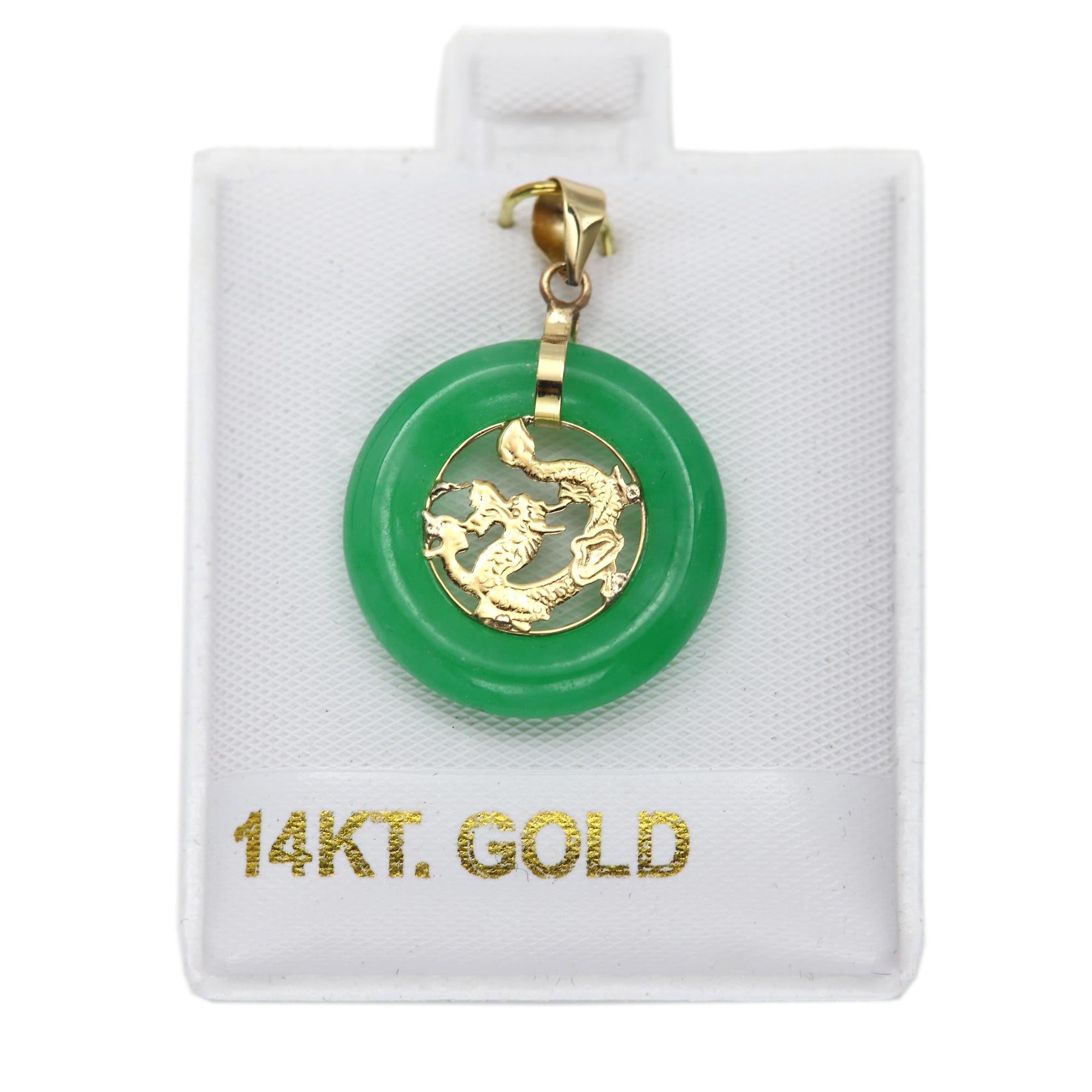 Women's or Men's Teardrop Jade Pendant 14 Karat Yellow Gold Green Jade Jewelry For Sale