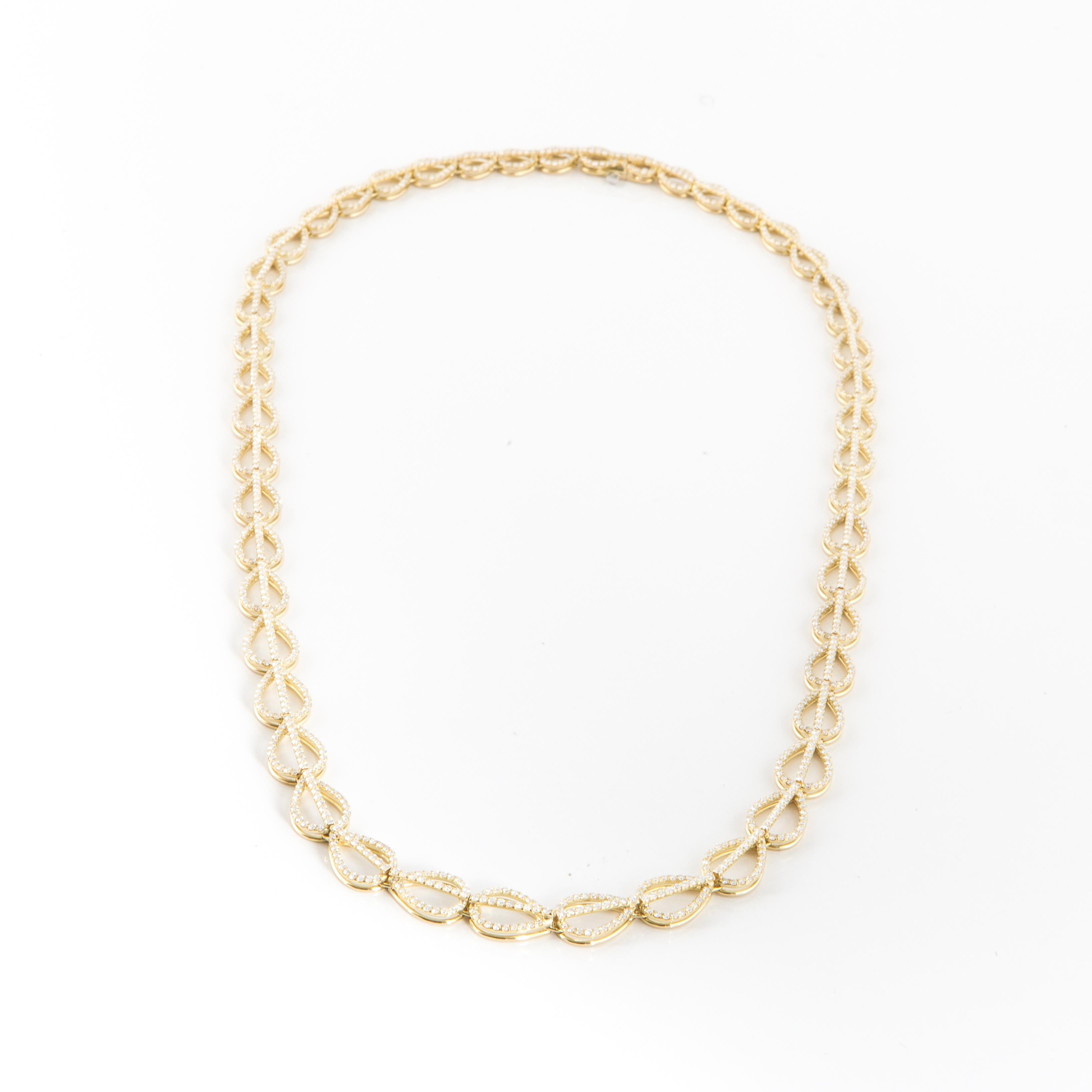 Contemporary Teardrop Link Necklace with Diamonds in 18 Karat Yellow Gold