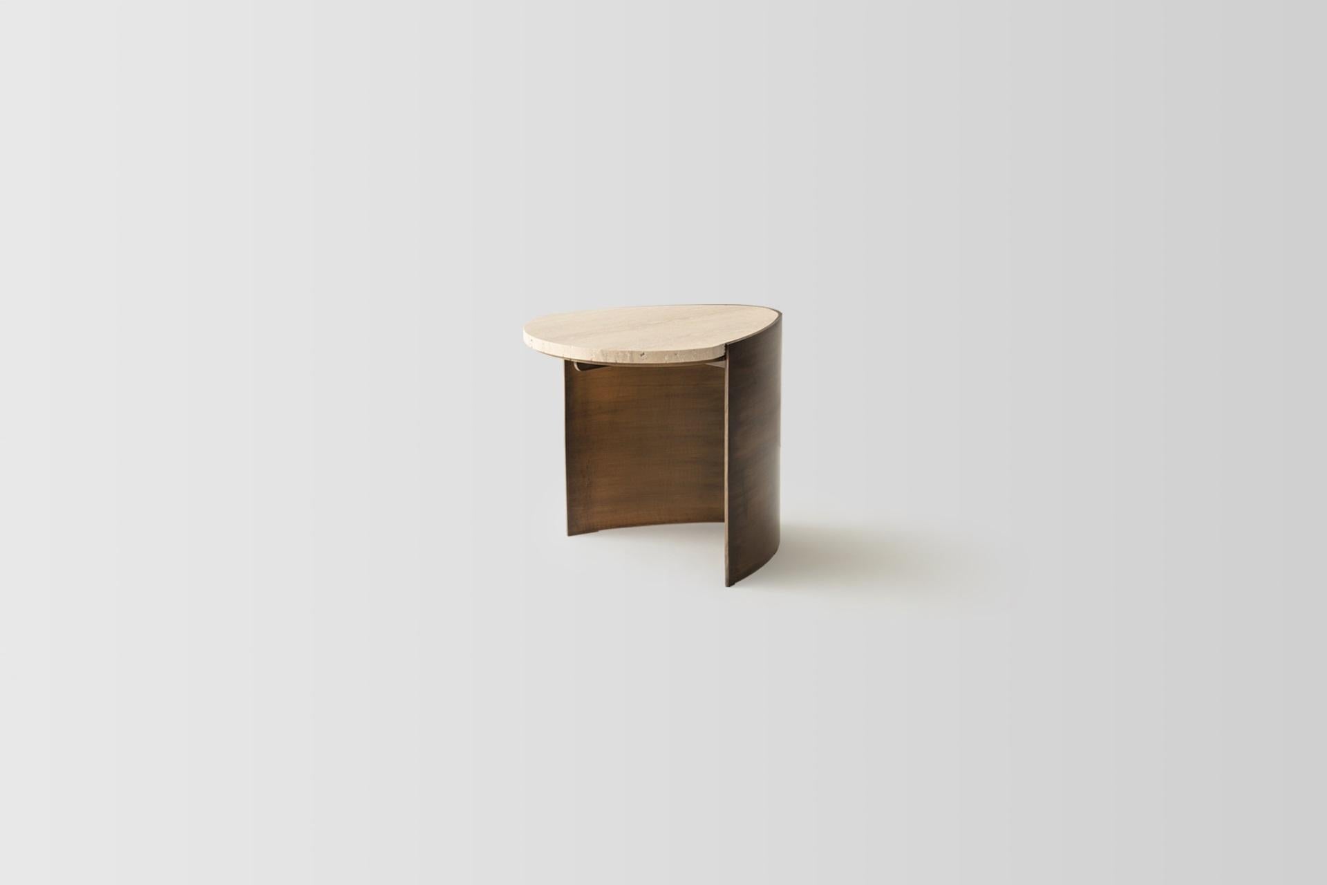 Autre Table d'appoint en marbre Teardrop par ATRA Design en vente