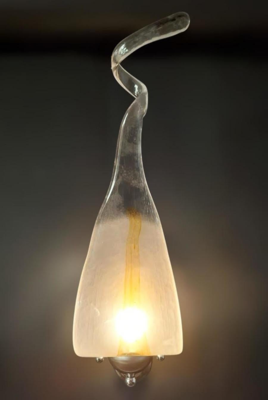 Teardrop Murano Sconce by Mazzega, 4 Available In Good Condition For Sale In Los Angeles, CA