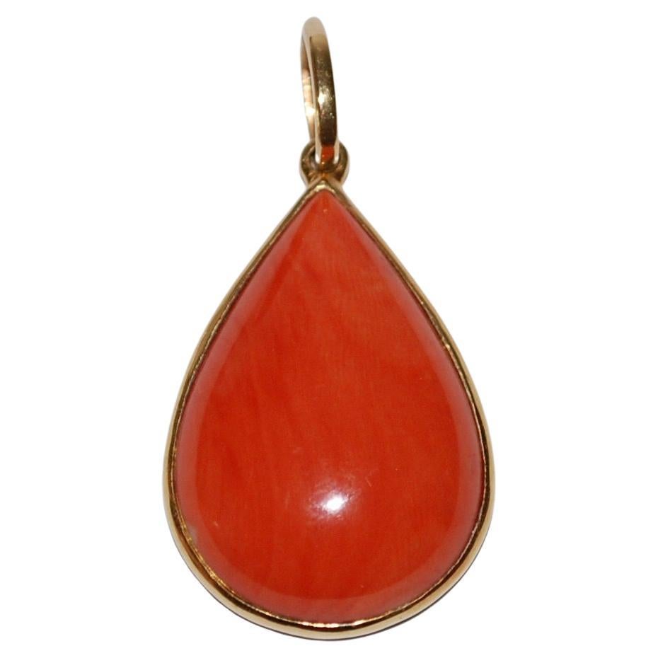 Large Italian 14k Gold Teardrop Natural Coral Pendant  For Sale