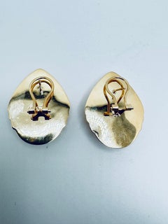 Teardrop / Pear Shape Hollow Earrings in 14K Yellow Gold