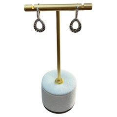 Pendientes Abrazadera de Oro Blanco de 14 K con forma de Lágrima y Diamante Champán Blanco