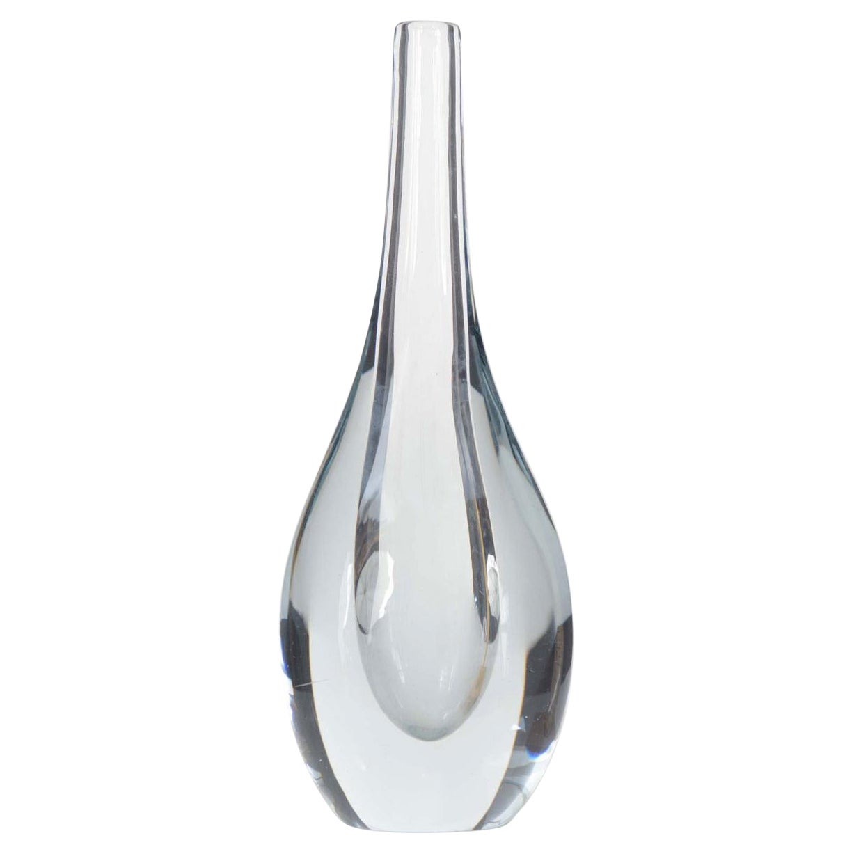 Vase en verre d
art en forme de goutte d
eau en vente