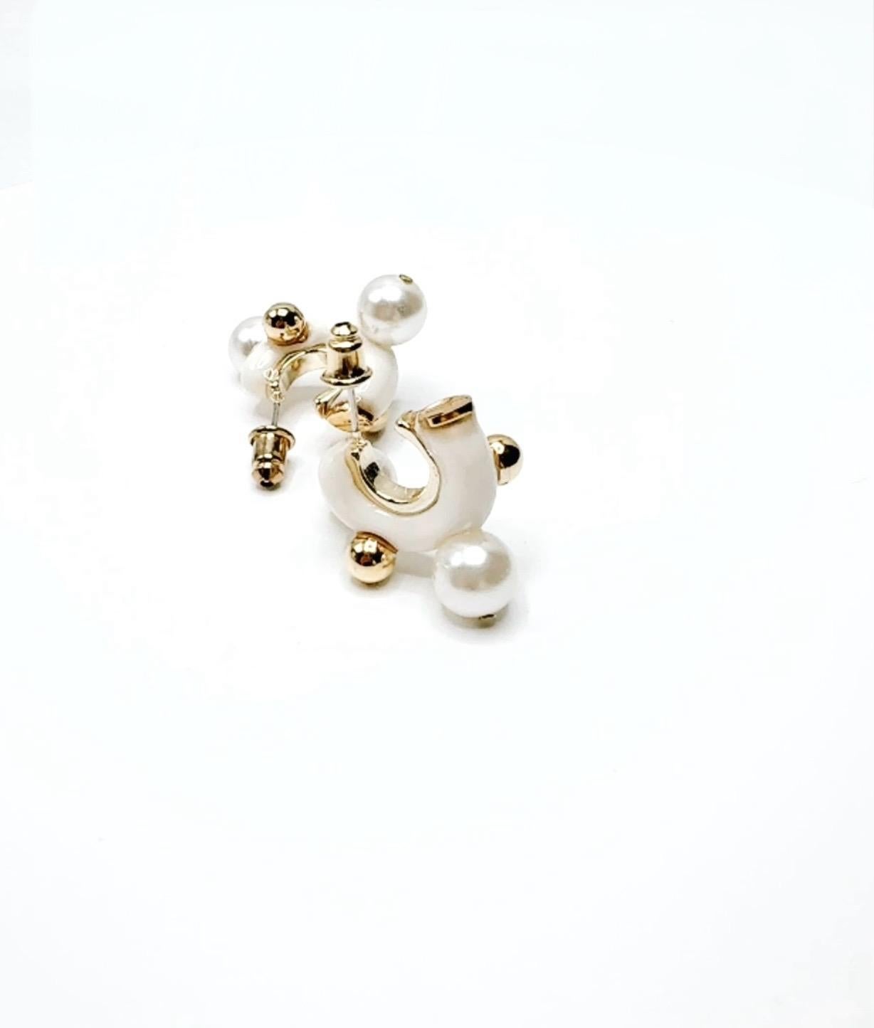 Arts and Crafts Boucles d'oreilles perles de neige TEARDROP en vente