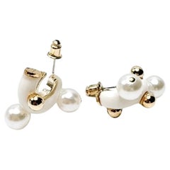 Used TEARDROP Snow Pearls Earrings