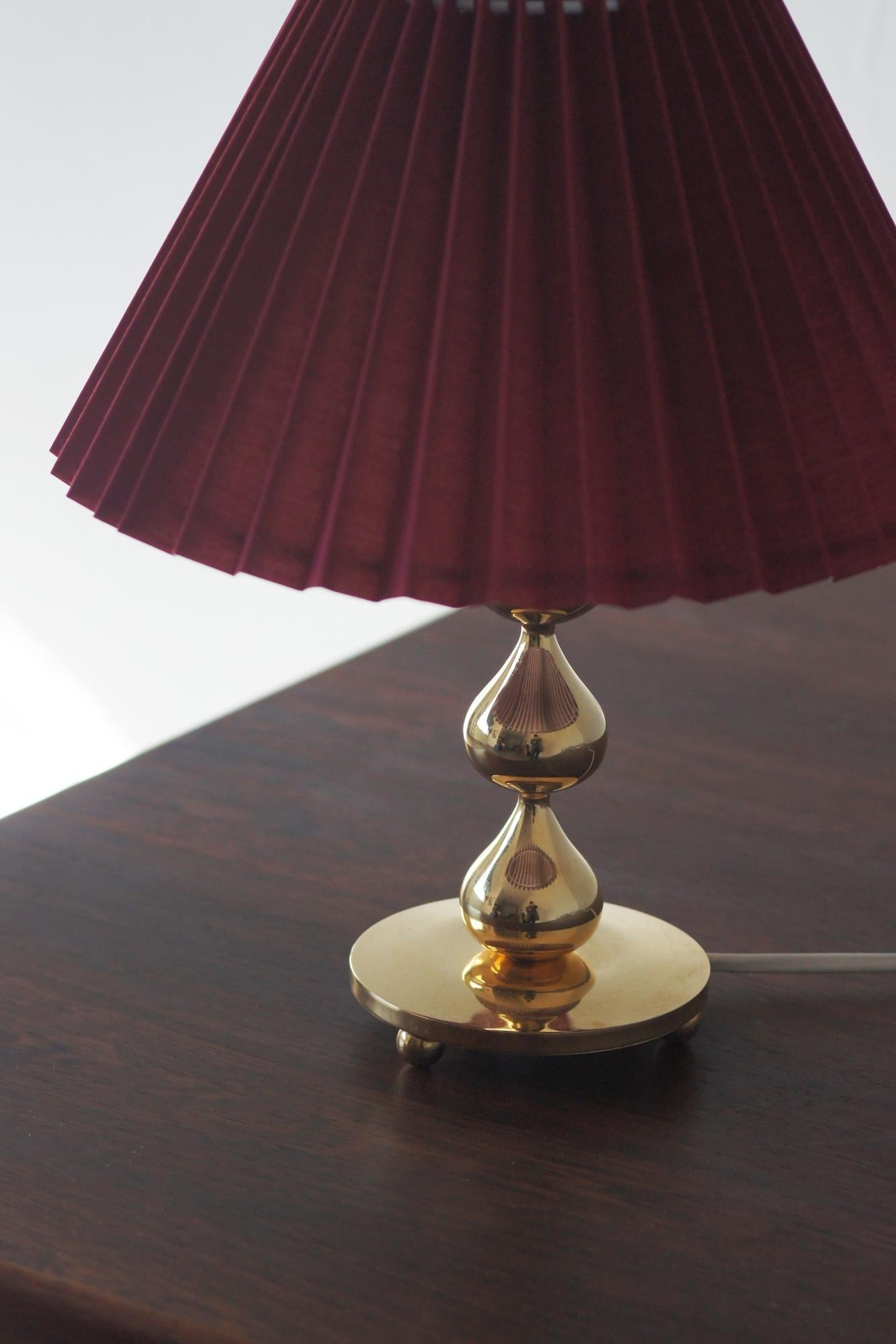 Scandinavian Modern Teardrop Table Lamp by Hugo Asmussen, 1970s For Sale