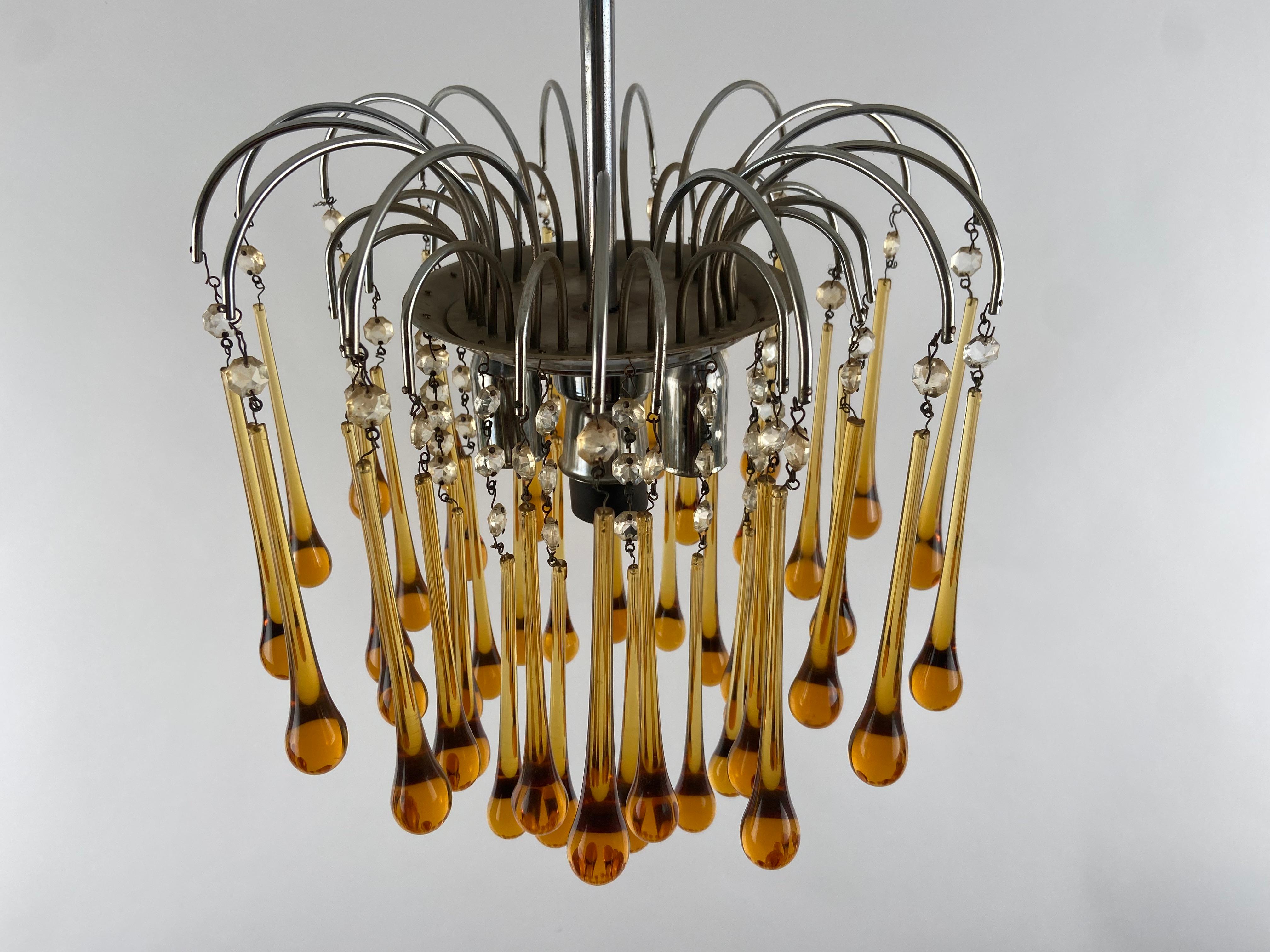 Murano glass Teardrop chandelier by Paolo Venini In Good Condition For Sale In 'S-HERTOGENBOSCH, NL