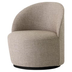 Sedia da salotto per sala da tè, girevole con ribaltamento, in Kvadrat Safire 004, di Nick Ross, Audo