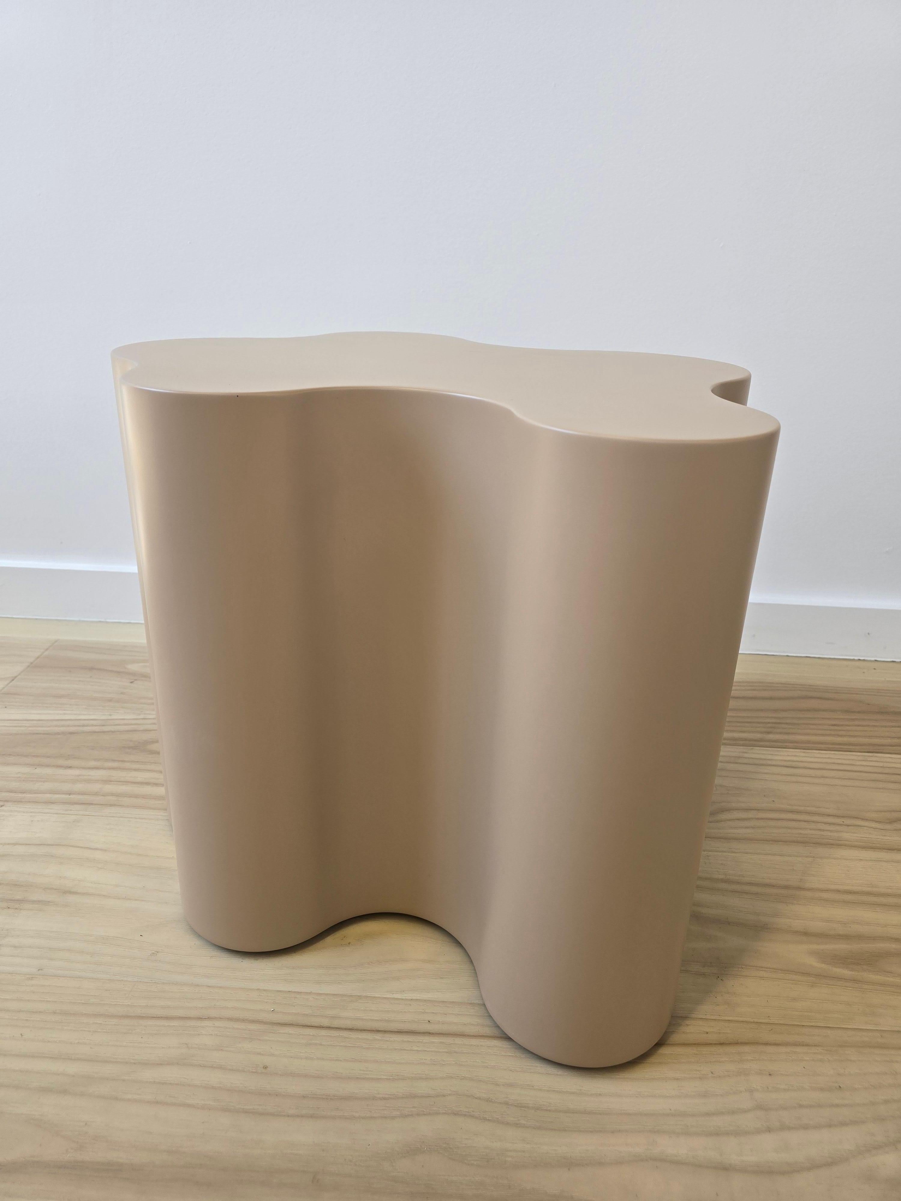 Teatro Magico Coffee Side Table H42 from Saba Italia In Excellent Condition For Sale In Carson, CA