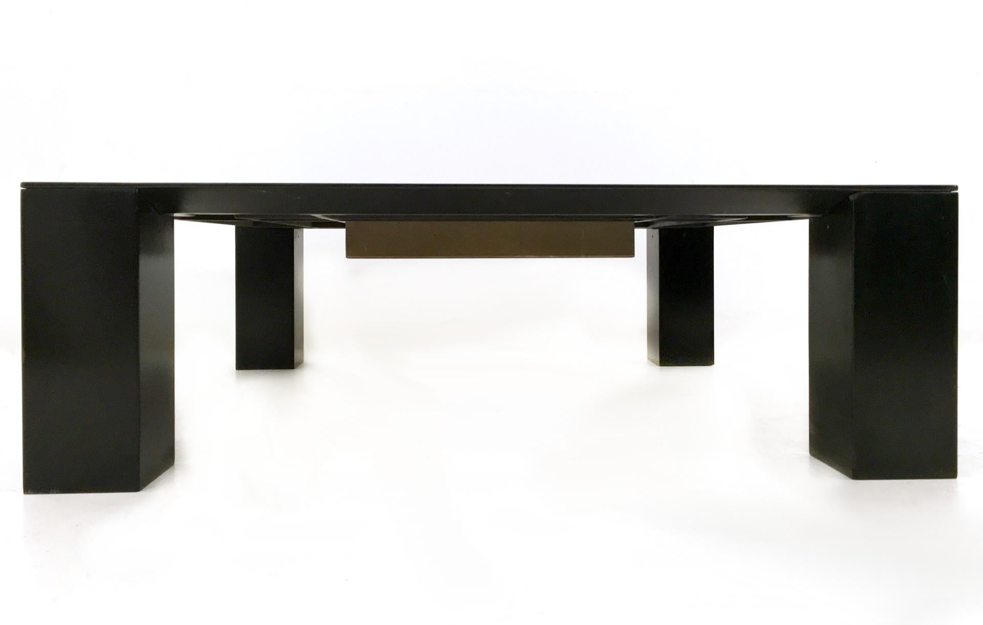 Italian Tebe Coffee Table with Ashray by Giovanni Offredi Produced by Saporiti, 1970s