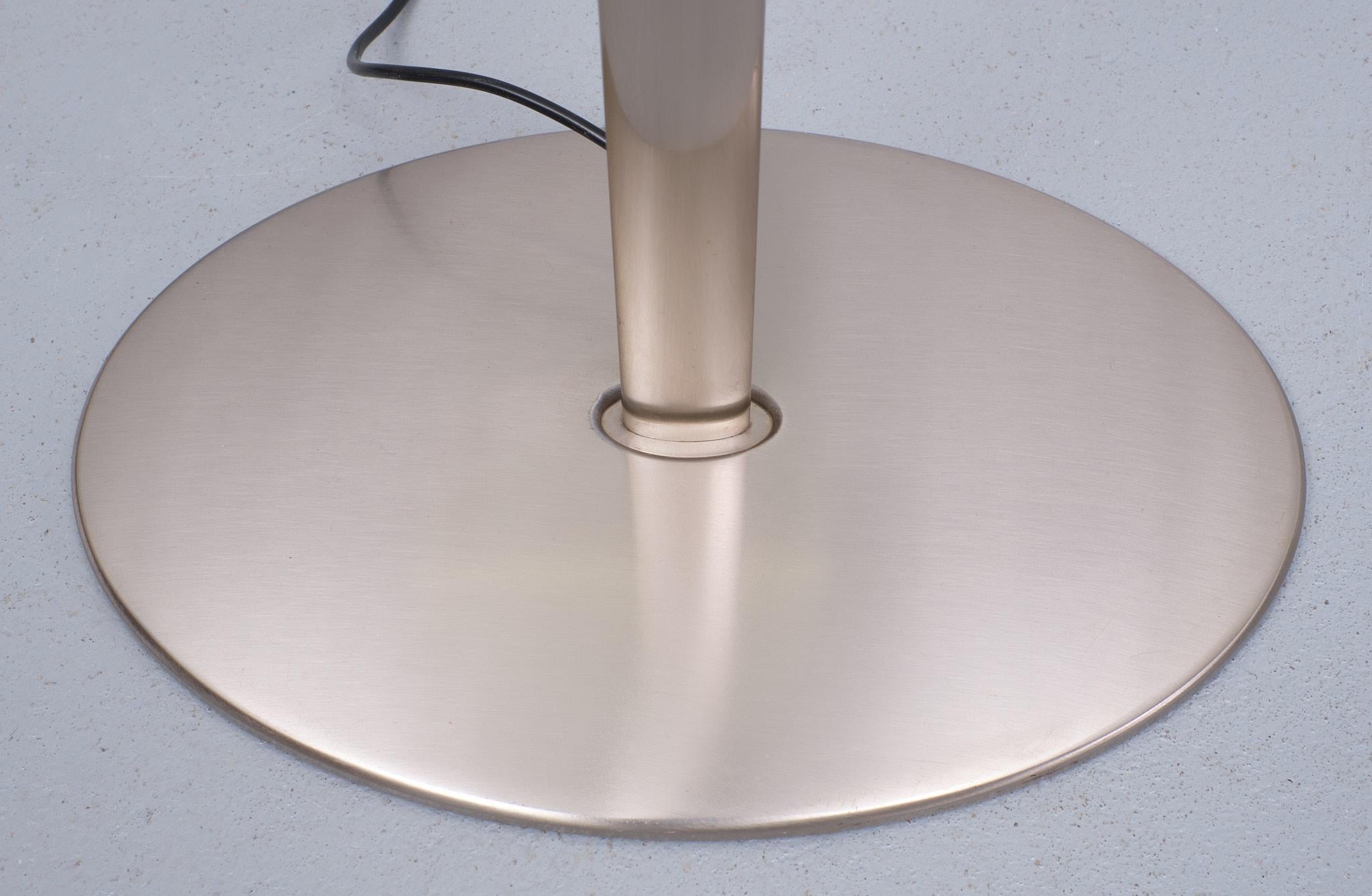 piantana artemide anni 80