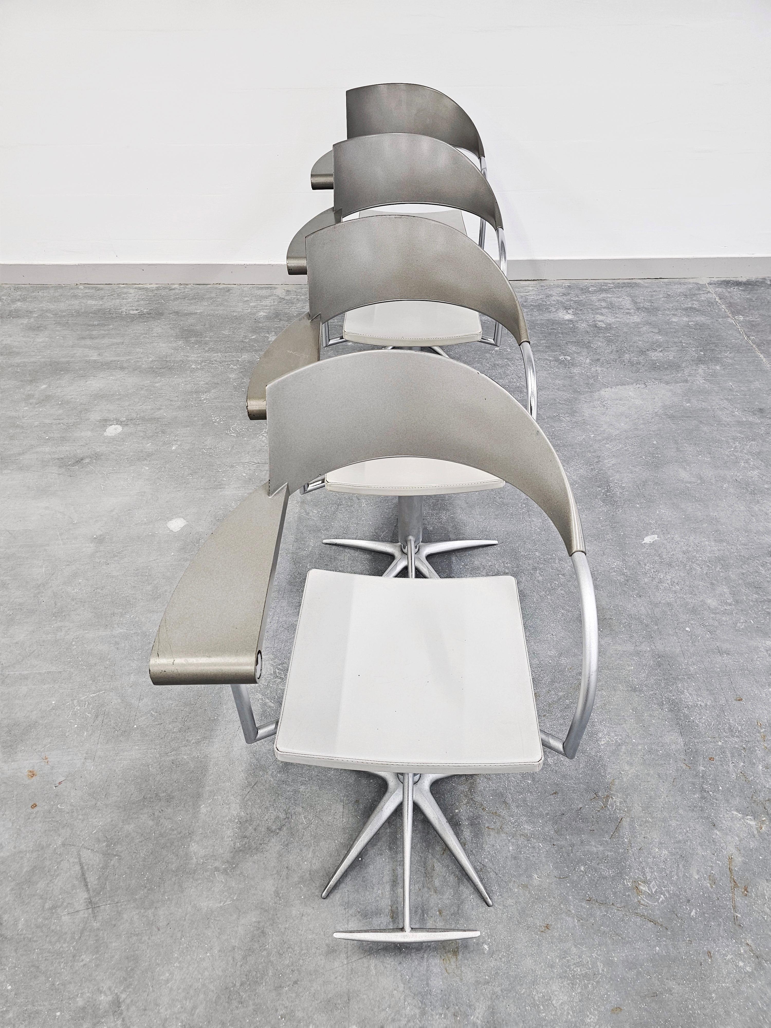 Chaise de barbier TECHNO conçue par Philippe Starck pour L'Oreal, France 1989 en vente 8