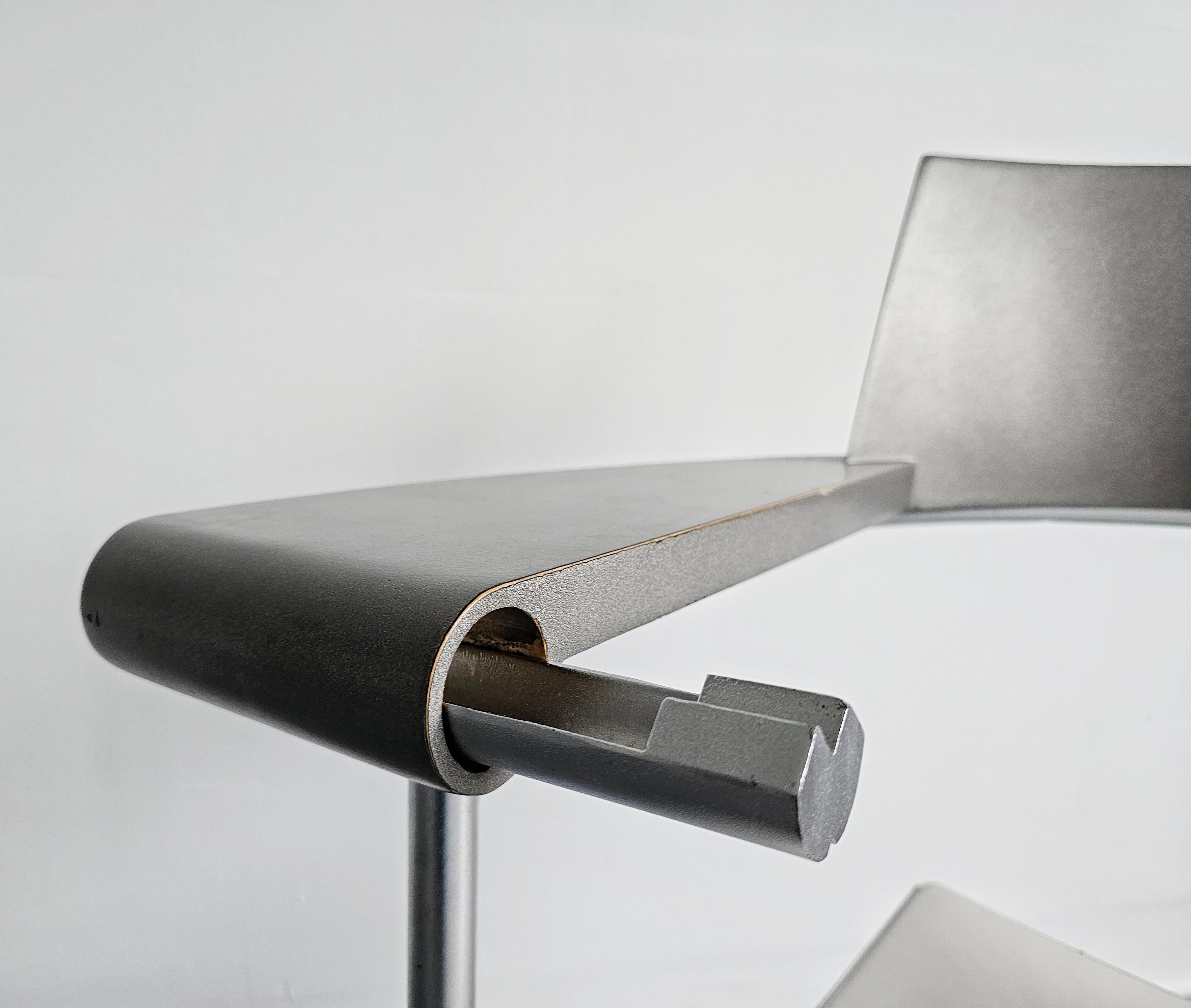 TECHNO Friseurstuhl entworfen von Philippe Starck für L'Oreal, Frankreich 1989 (Ende des 20. Jahrhunderts) im Angebot