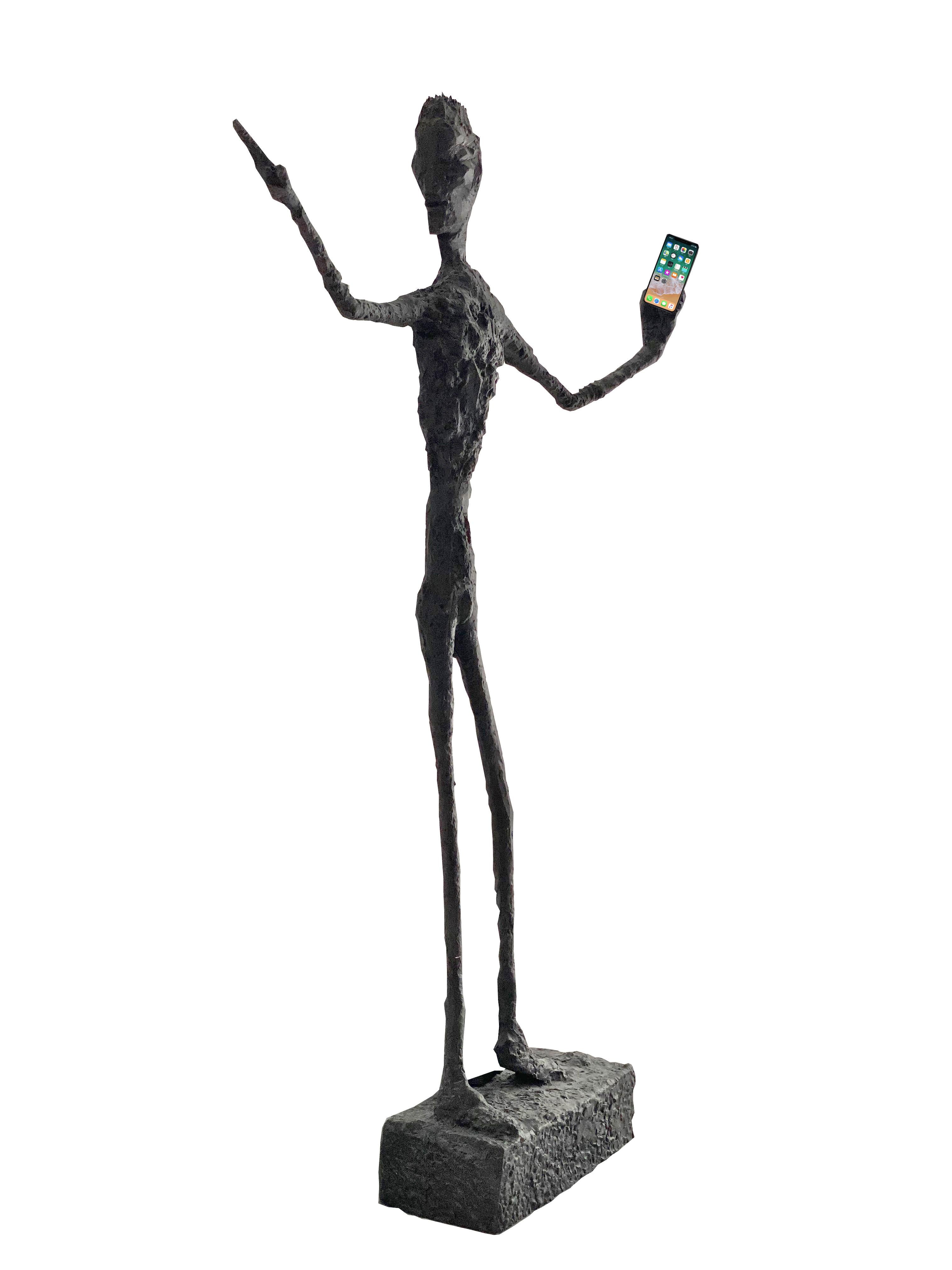„Technology man“ Lebensgroße Bronzeskulptur aus Bronze im Angebot 1