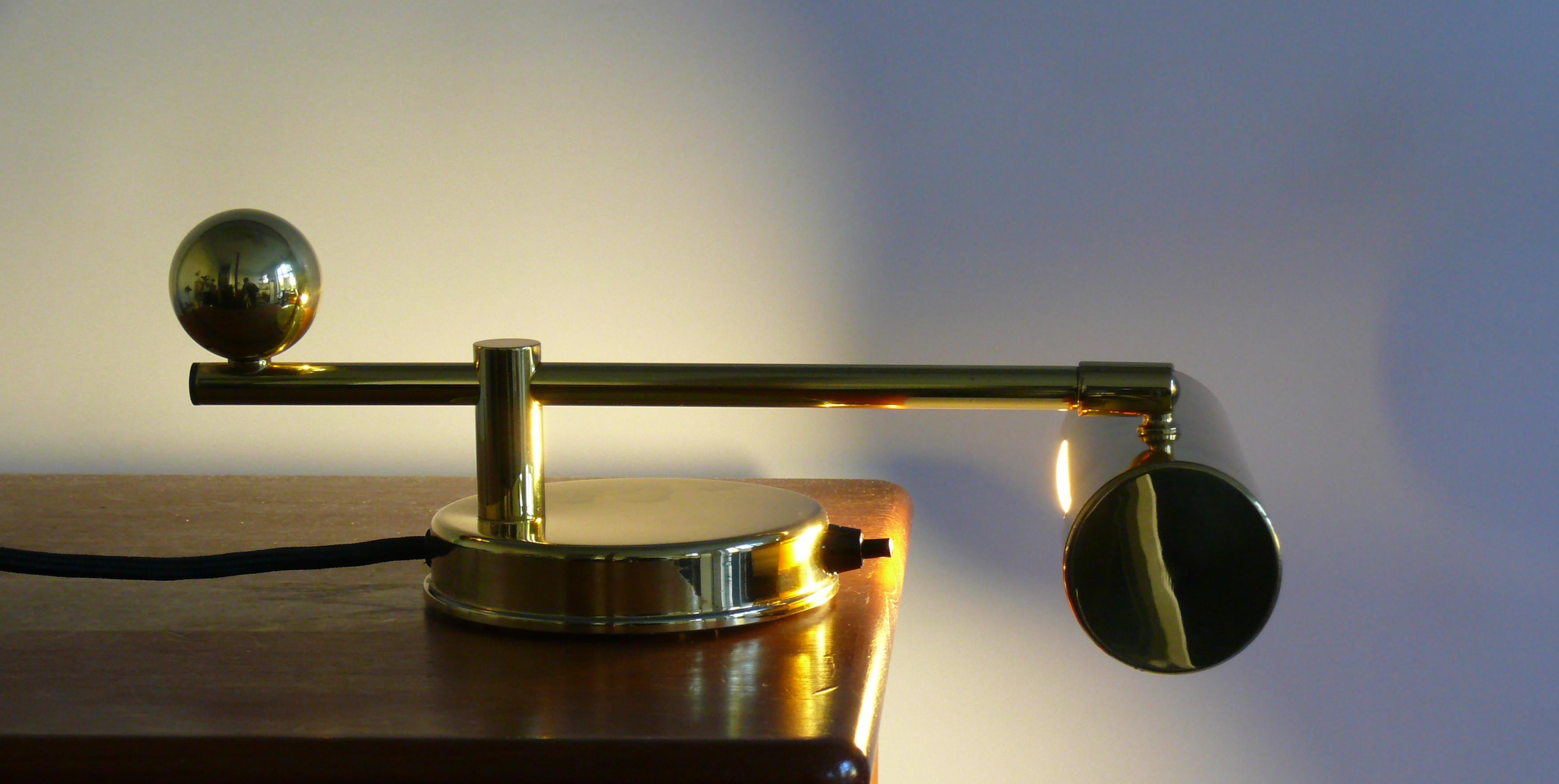 Lámpara piano De Stijl Technolumen DS 28, latón Alemán en venta