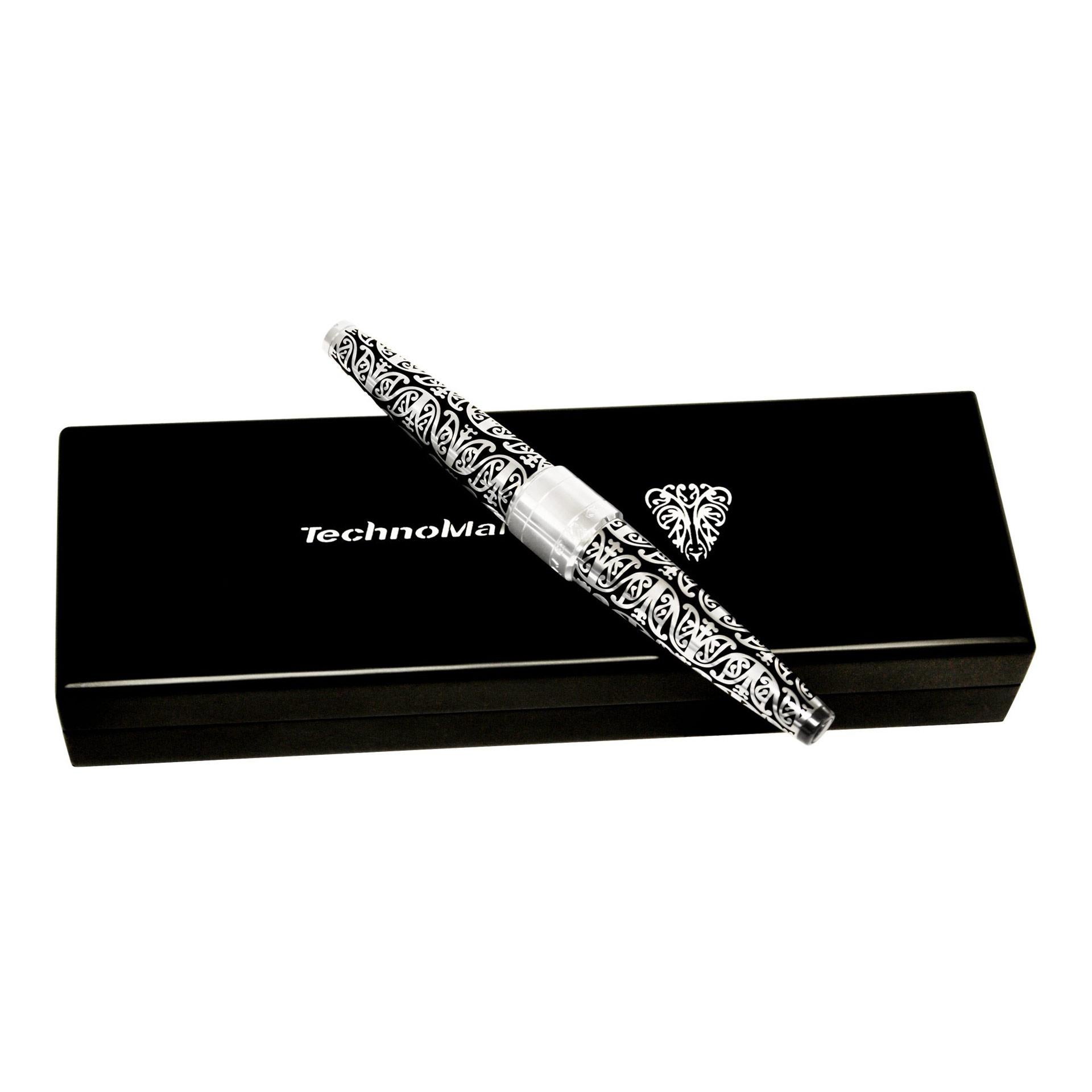 Uomo Penna a sfera TechnoMarine Maori in edizione limitata, Made in Edit in vendita