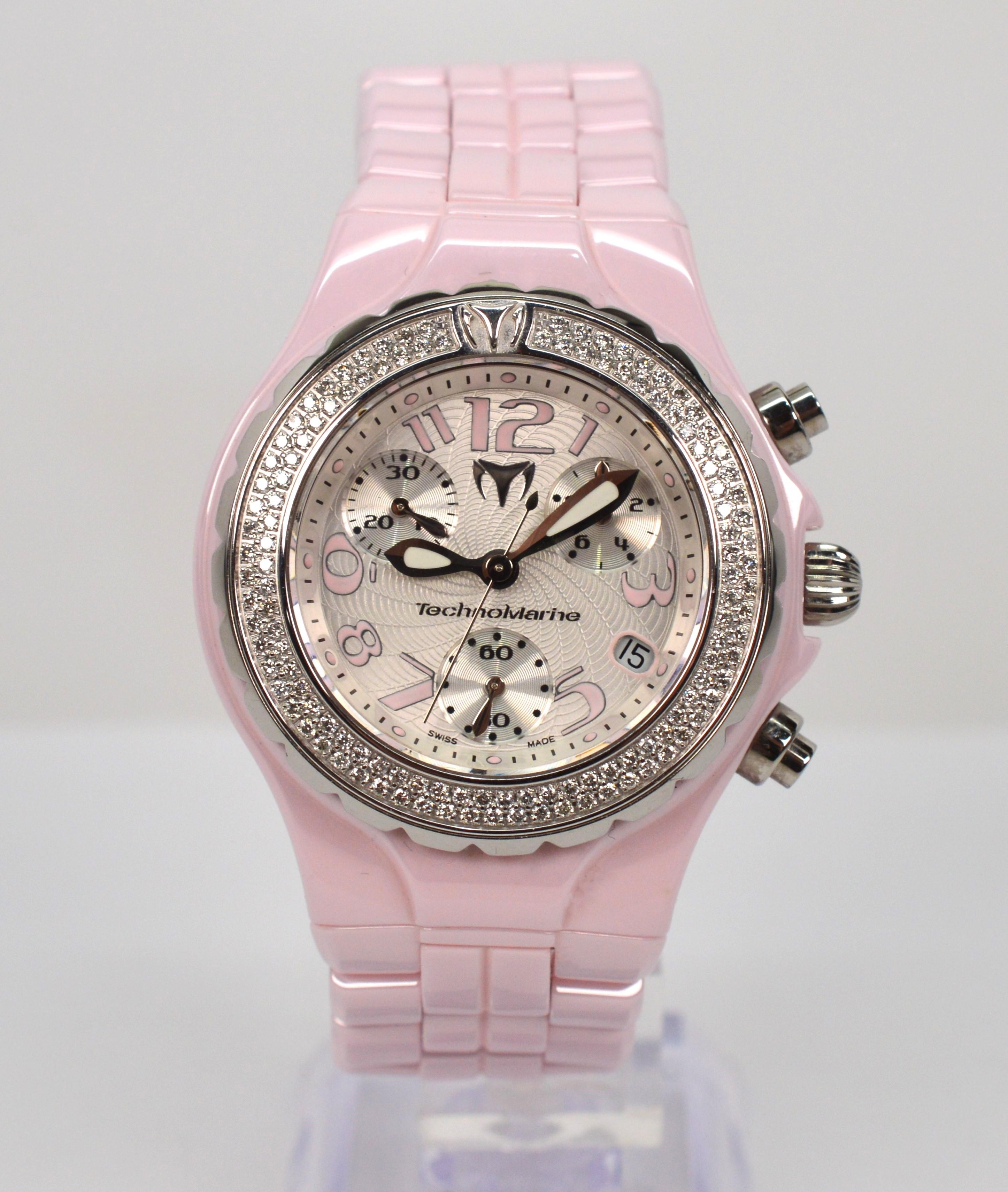 Reloj de pulsera de cuarzo de acero cerámico rosa TechnoMarine con bisel de diamantes Corte redondo en venta