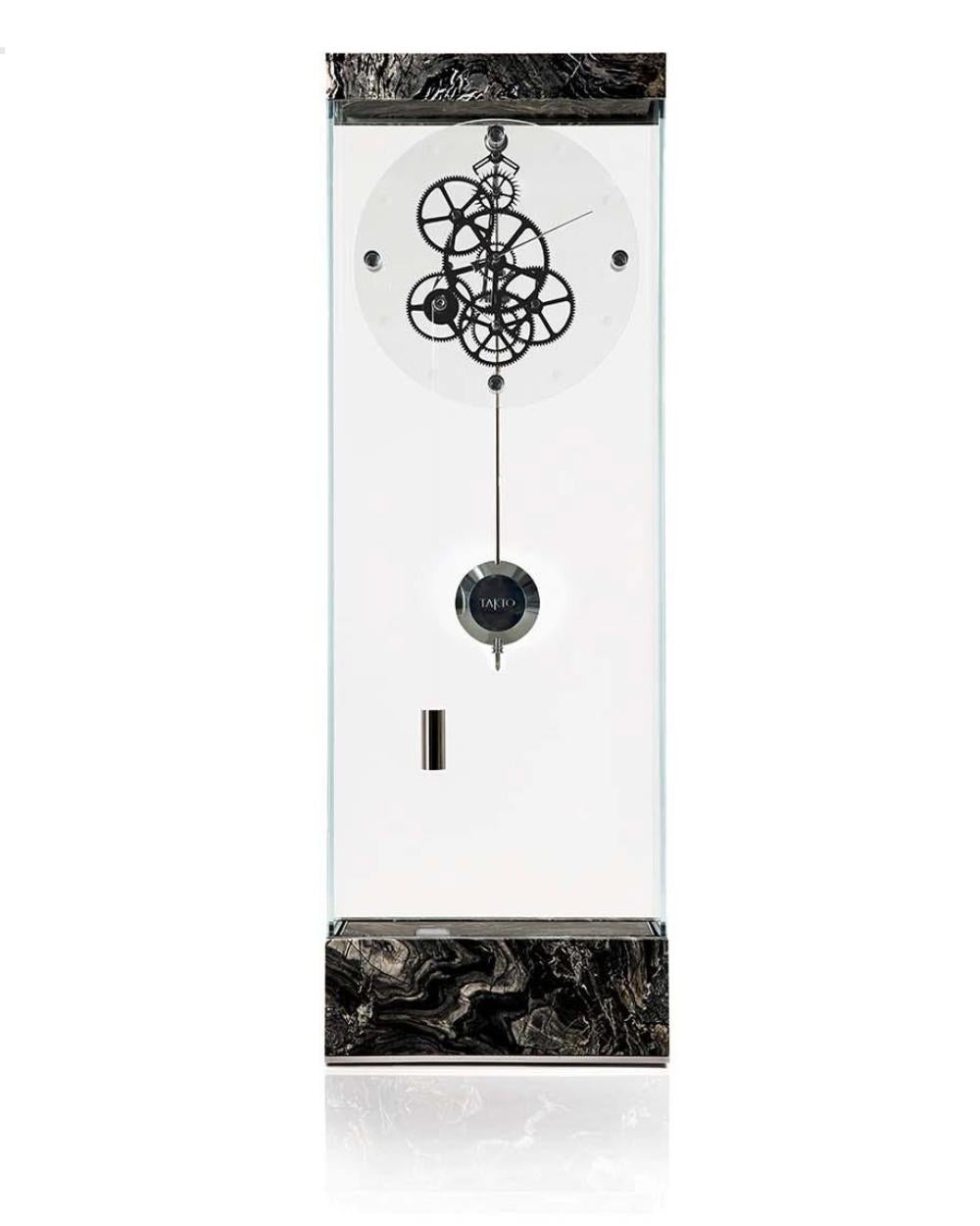Teckell ADAGIO pendulum clock in Covelano White marble by Gianfranco Barban In New Condition For Sale In Brooklyn, NY